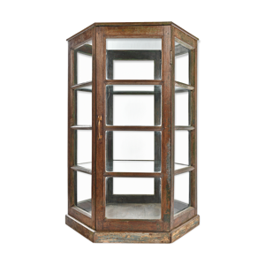 vitrine centrale à 6