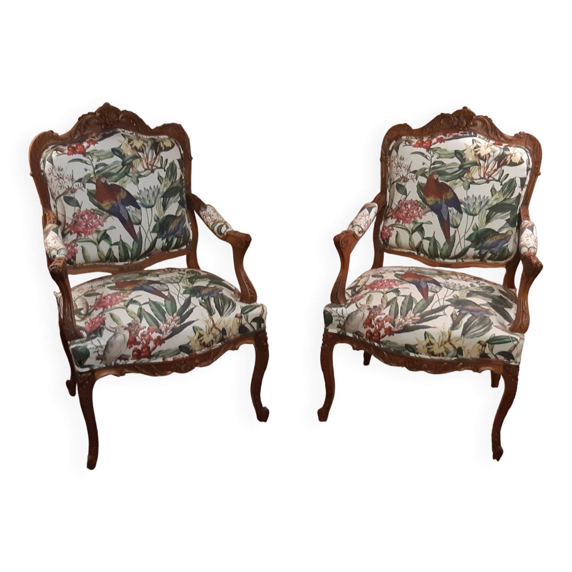 pair of Louis XV style armchairs à la reine