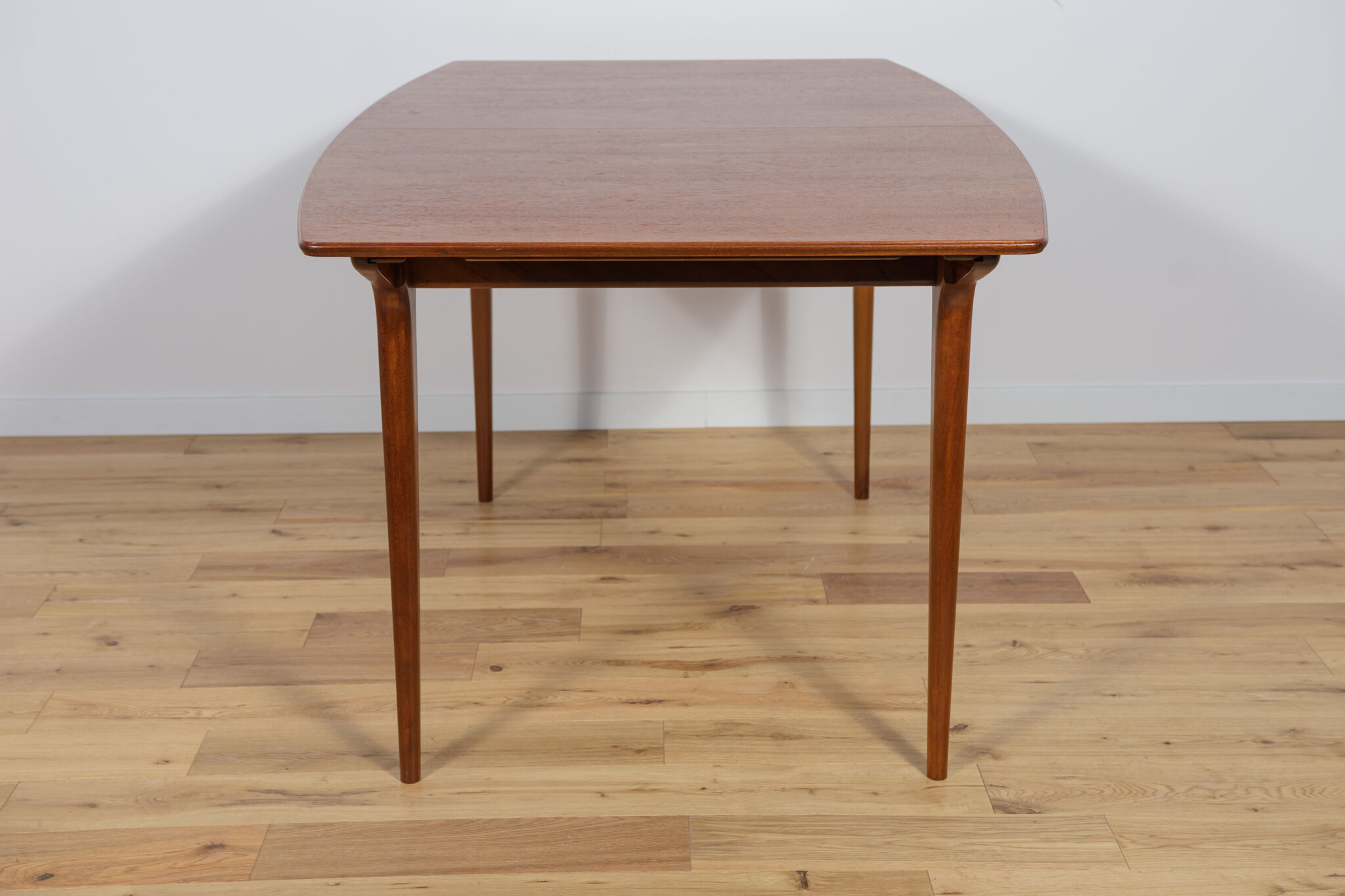Mid-century teak extendable dining table from Mcintosh, 1960s