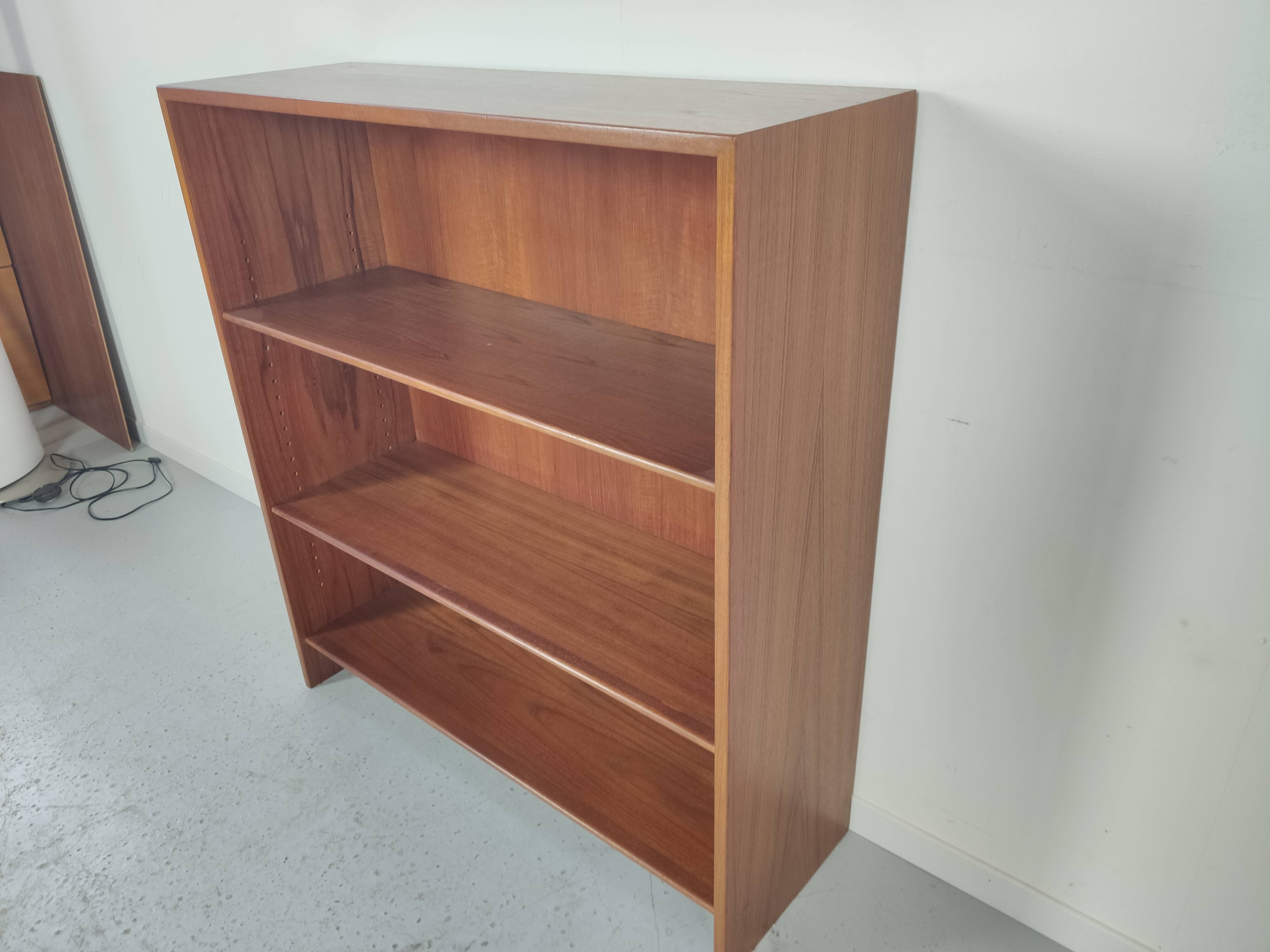 Hans Wegner teak shelf library for RY Möbler 1959