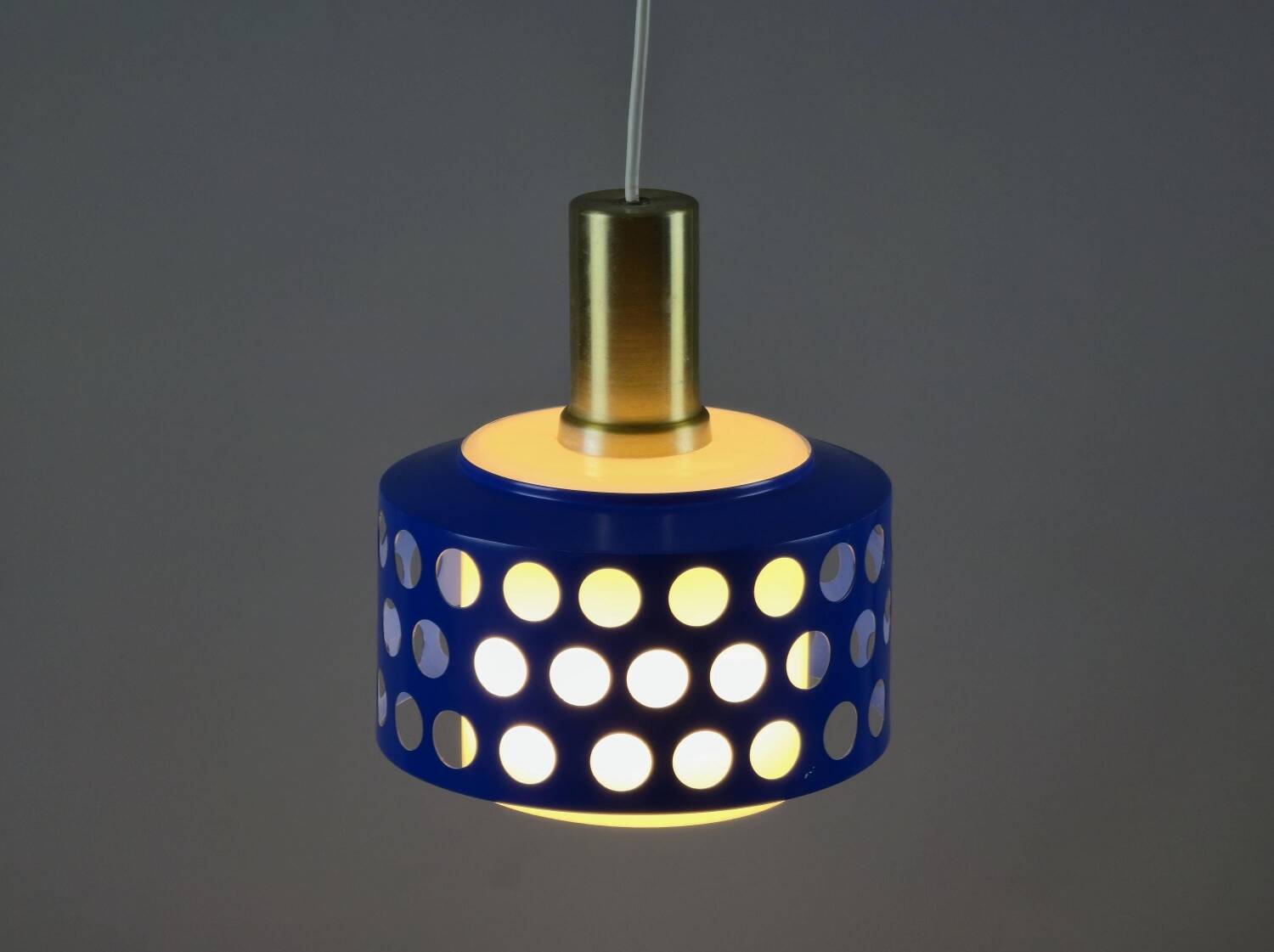 1970s finnish space-age lynx pendant lamp by kai finnmark