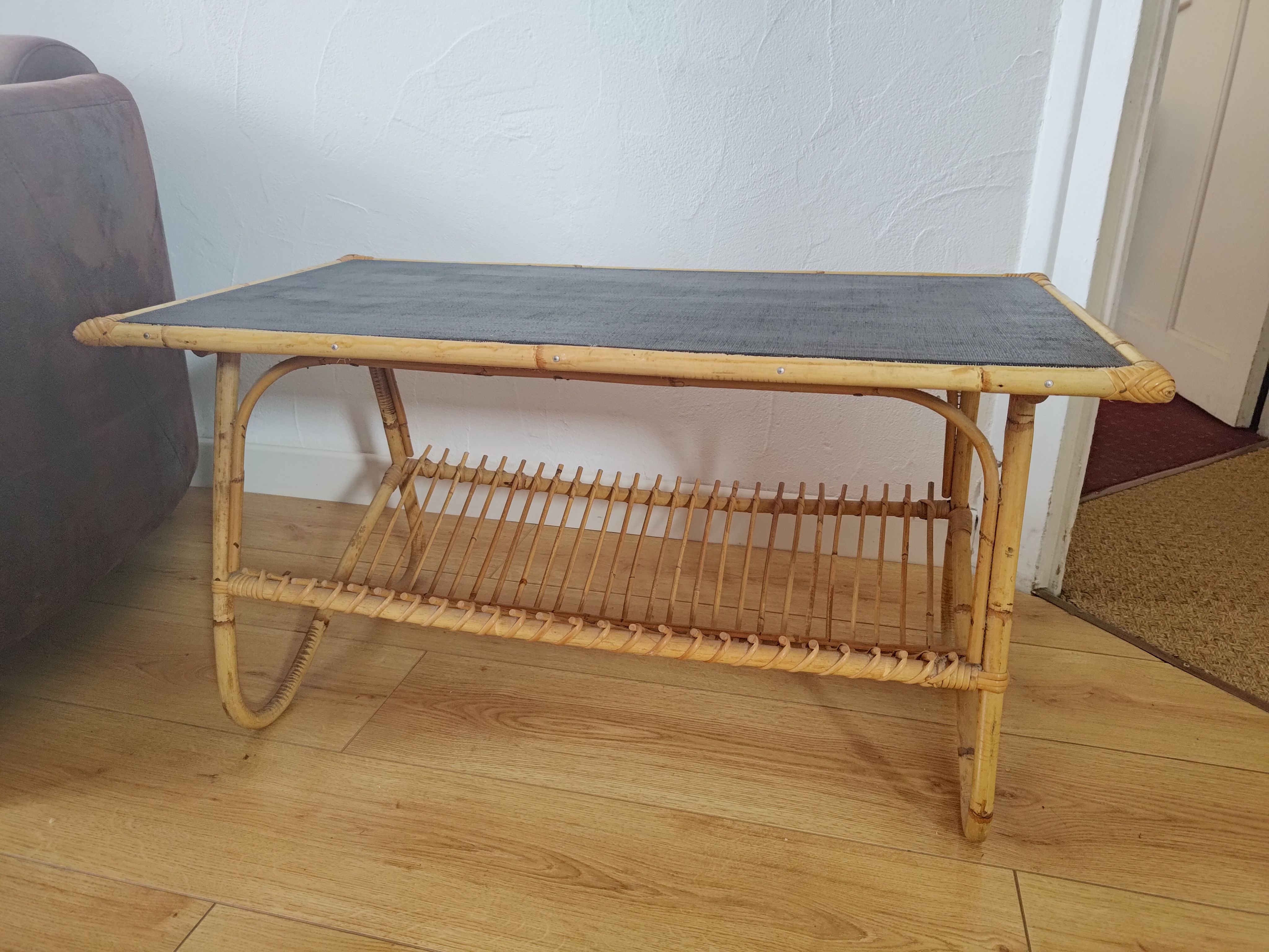 rattan coffee table 50s-60s
