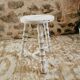 Tabouret tripode porte plante patiné