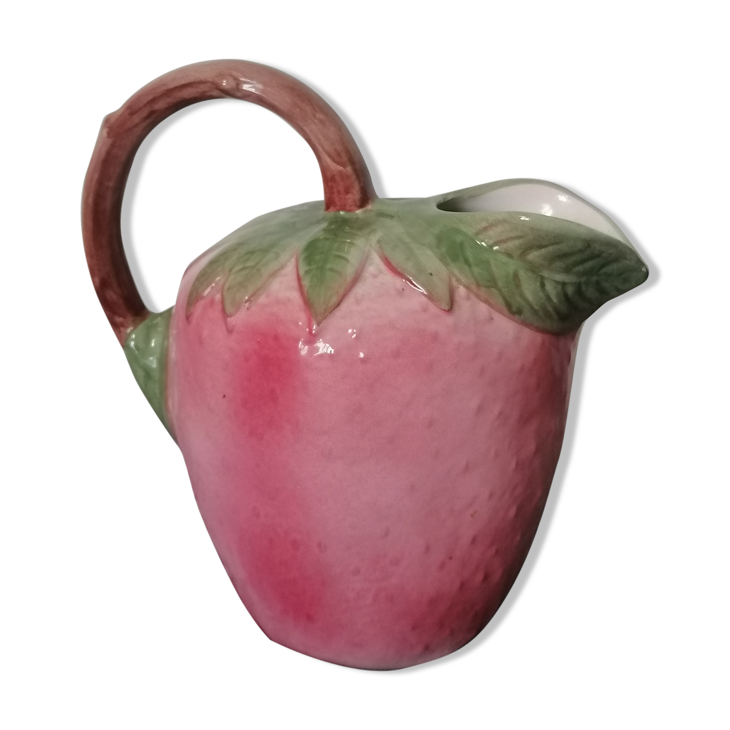 Strawberry-shaped ceramic carafe
