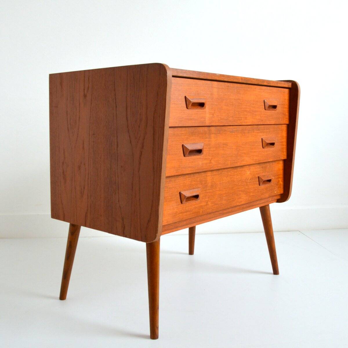 Scandinavian / Danish teak chest of drawers 1960s