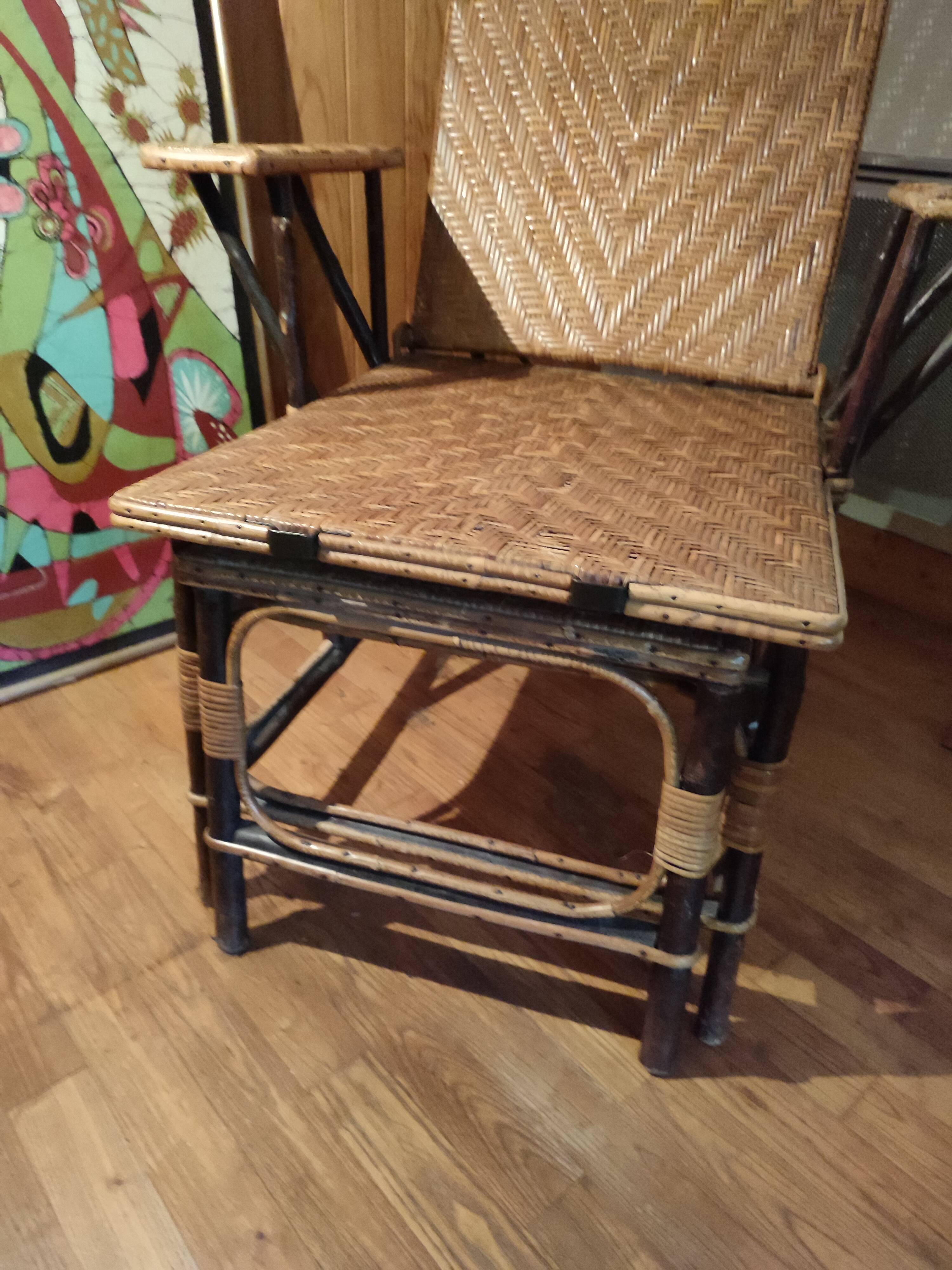Braided rattan chaise longue 1920-30