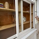 Library showcase ivory white sliding doors