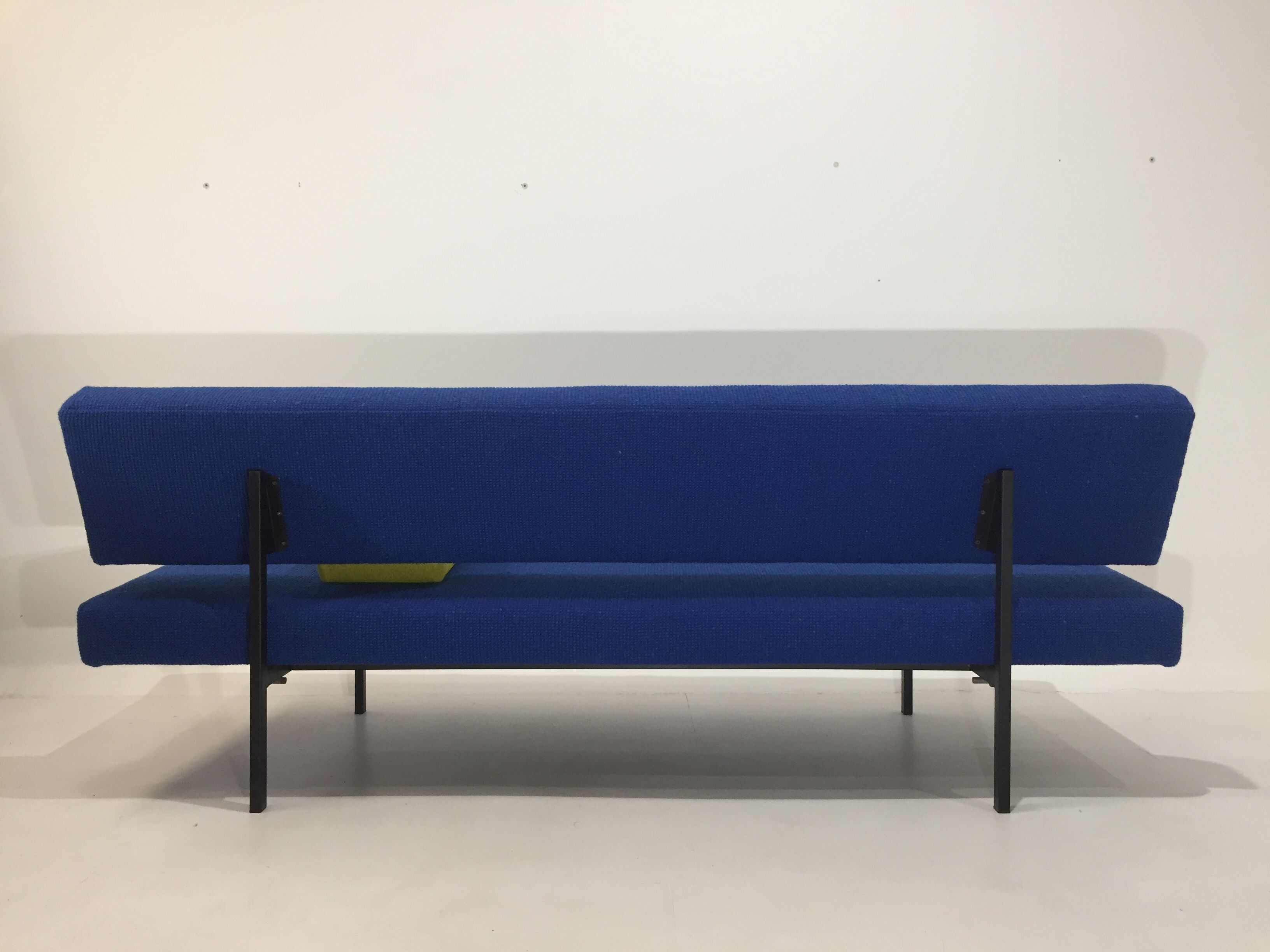 Martin Visser's resting bed sofa, Spectrum 1960 edition