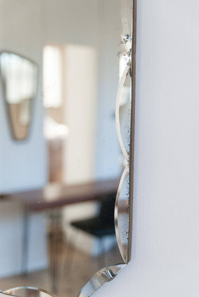 Bevelled mirror 30s - 69x41cm