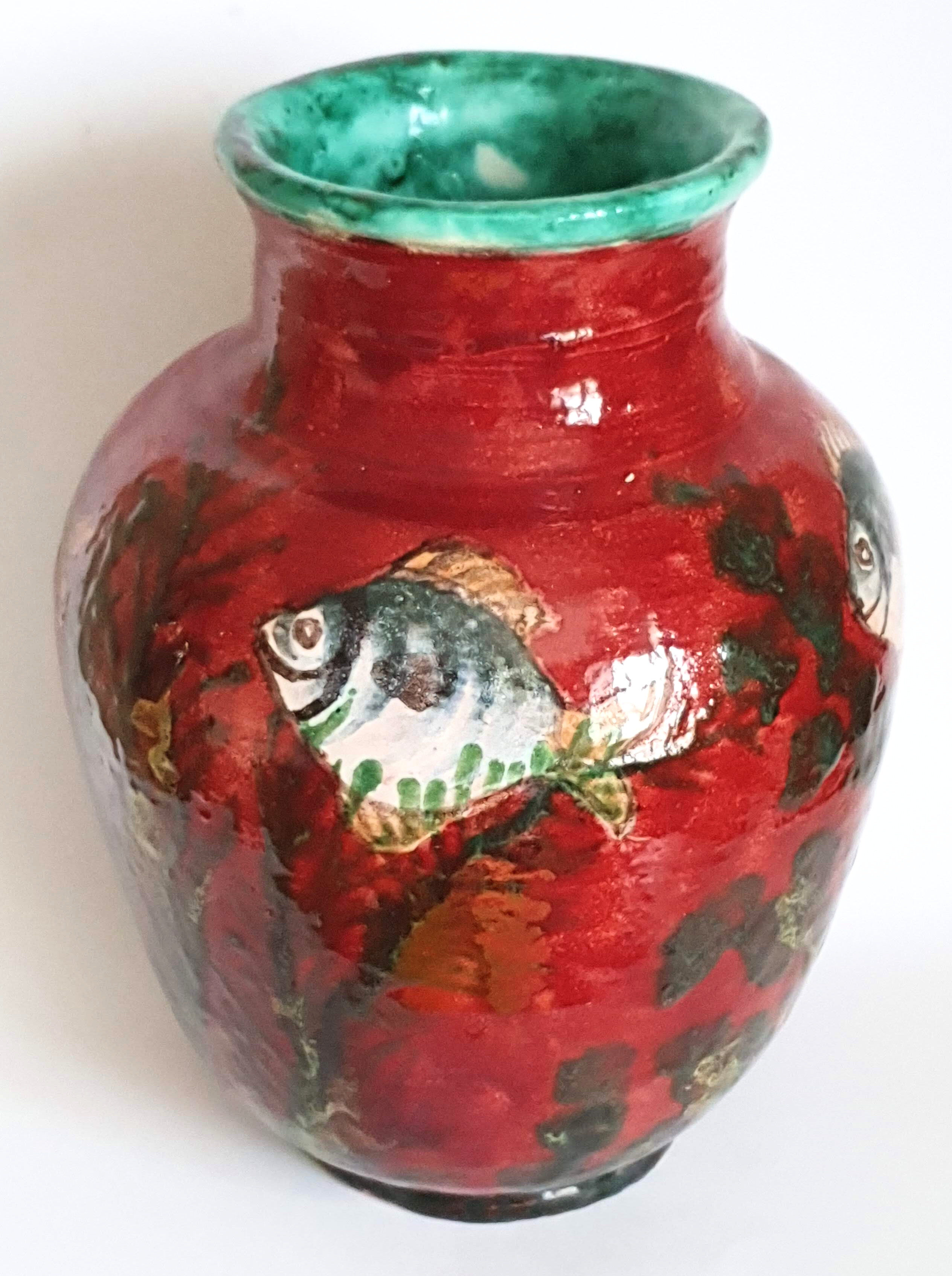 Vase decoration of goldfish enamel