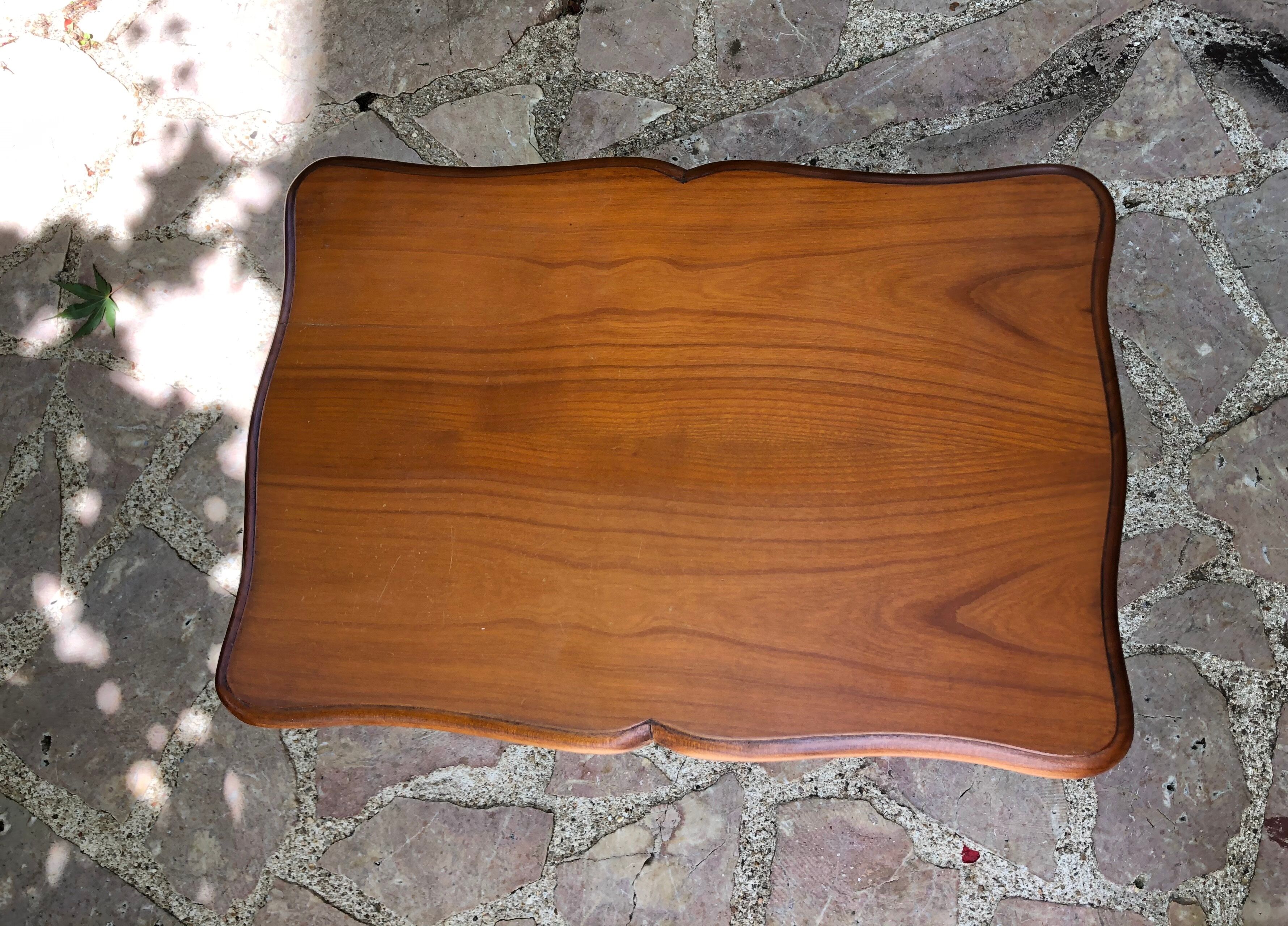 Paire de tables de chevet