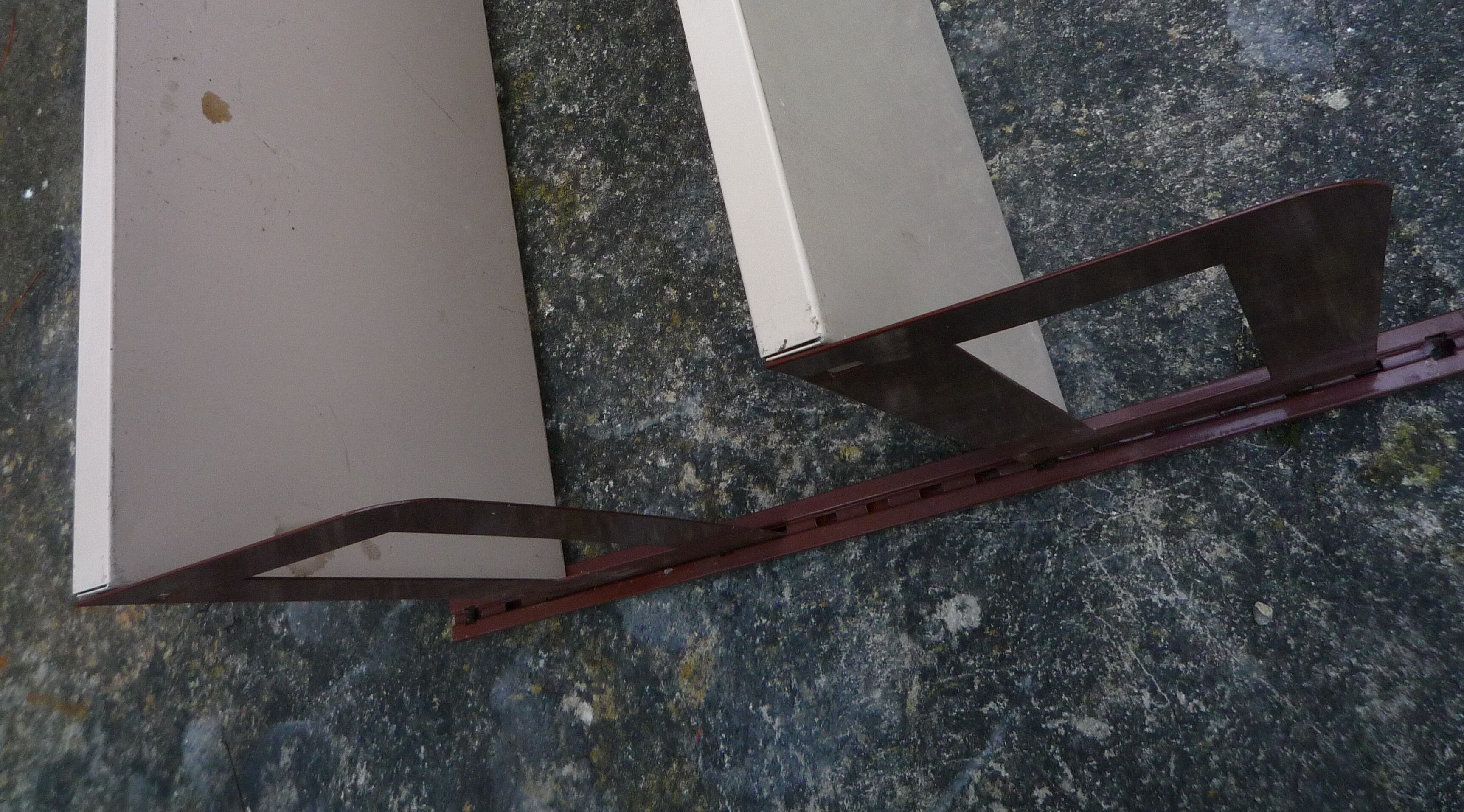 Modular metal wall shelf, vintage 80s