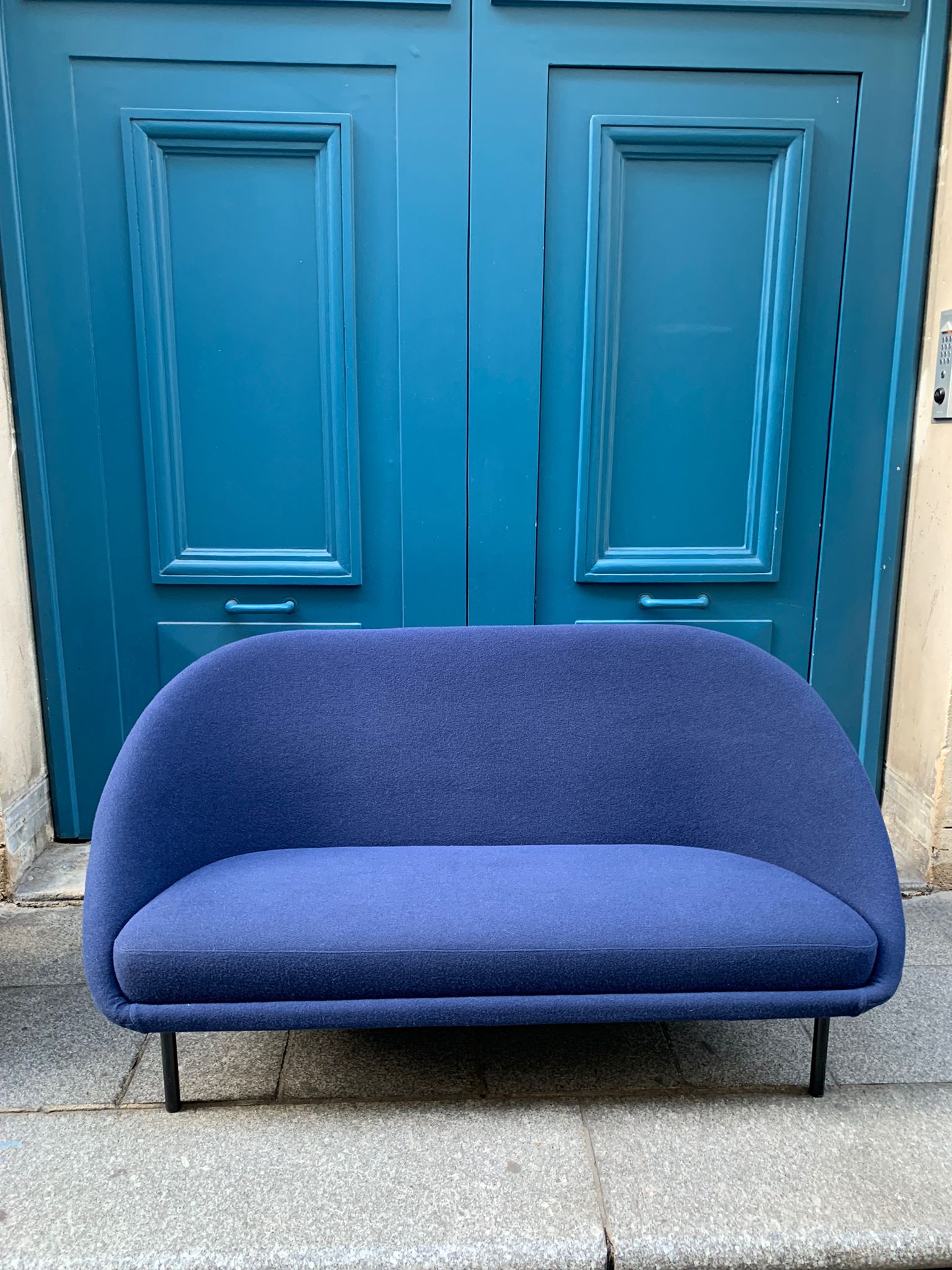 Theo Ruth sofa blue