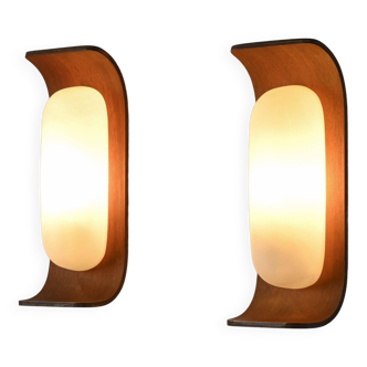 Pair of teak wall lights by Goffredo Reggiani, circa 1960