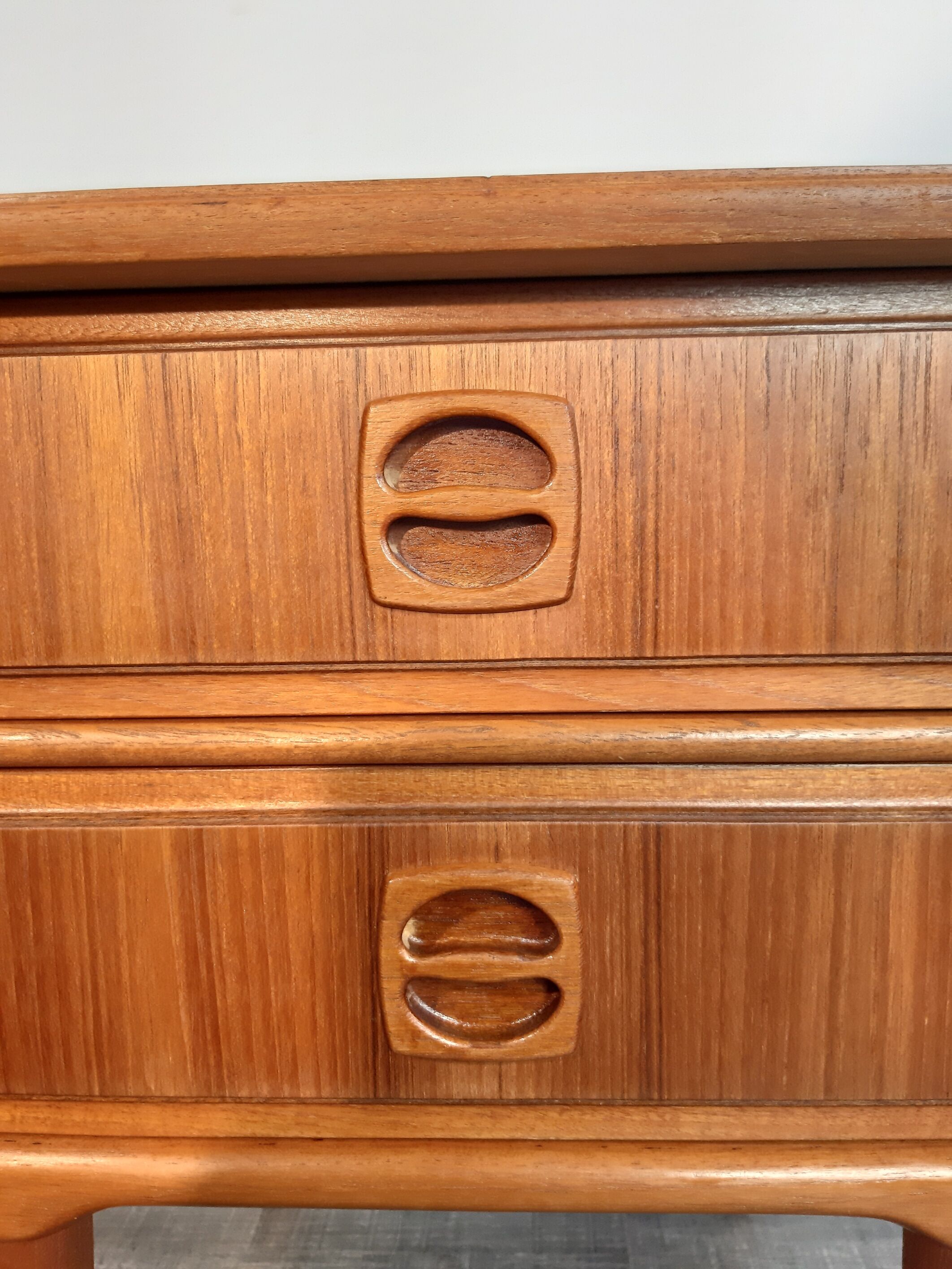 Danish beside tables in teck 2 drawers, scandinavian 1960