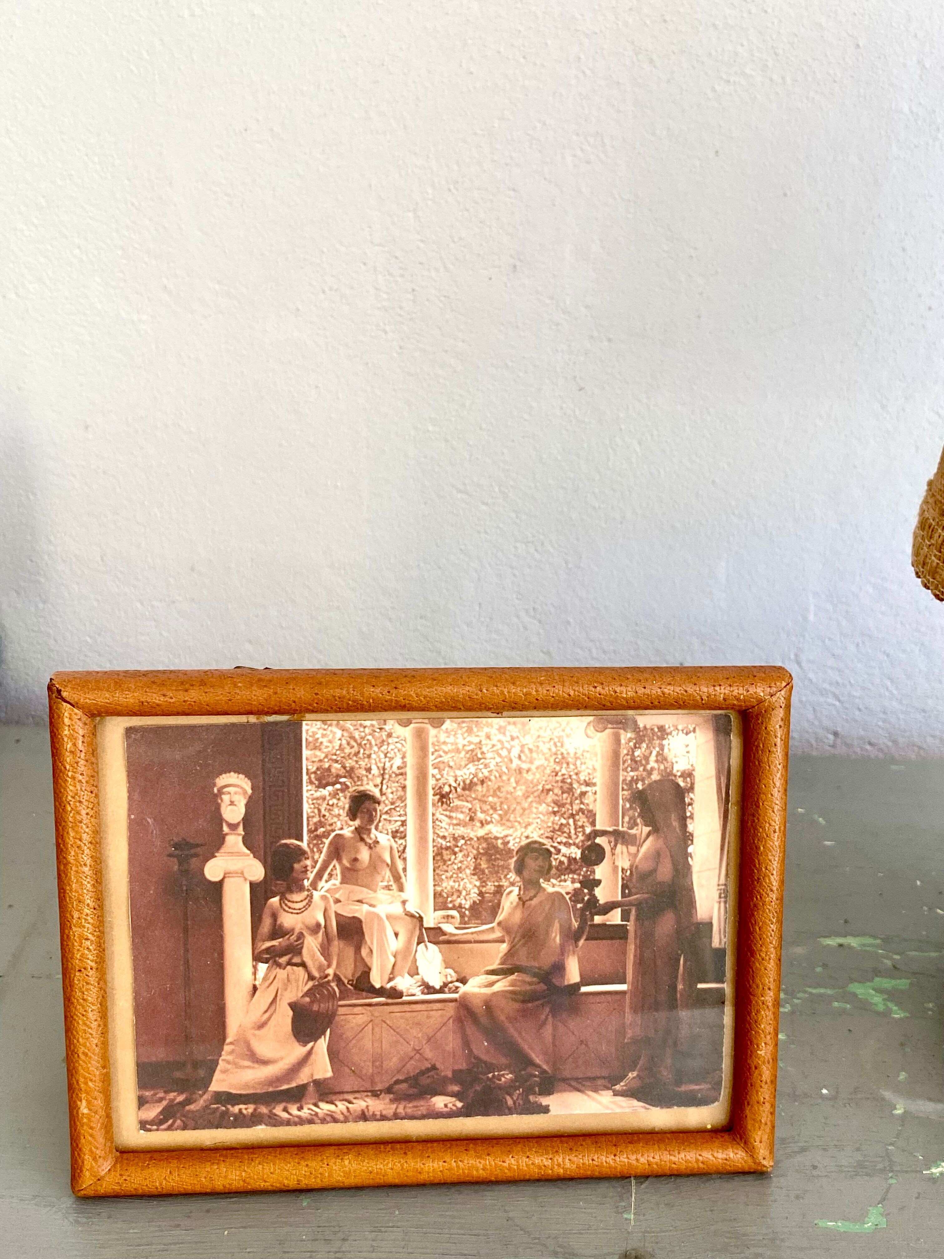 Frame in leather 60s