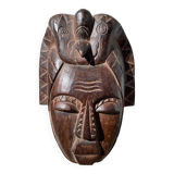 Masque en bois minimaliste oiseau
