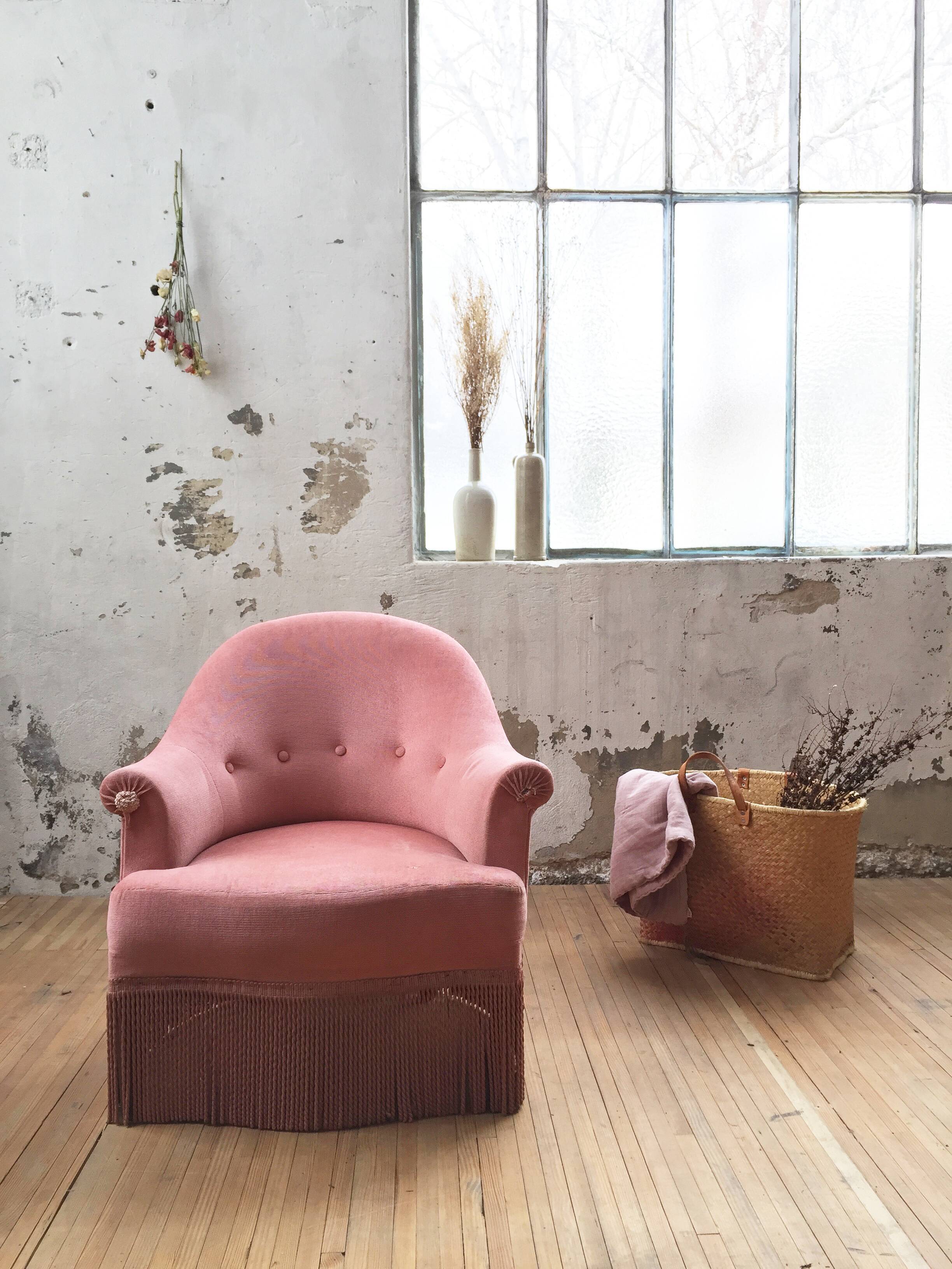 Fauteuil crapaud rose