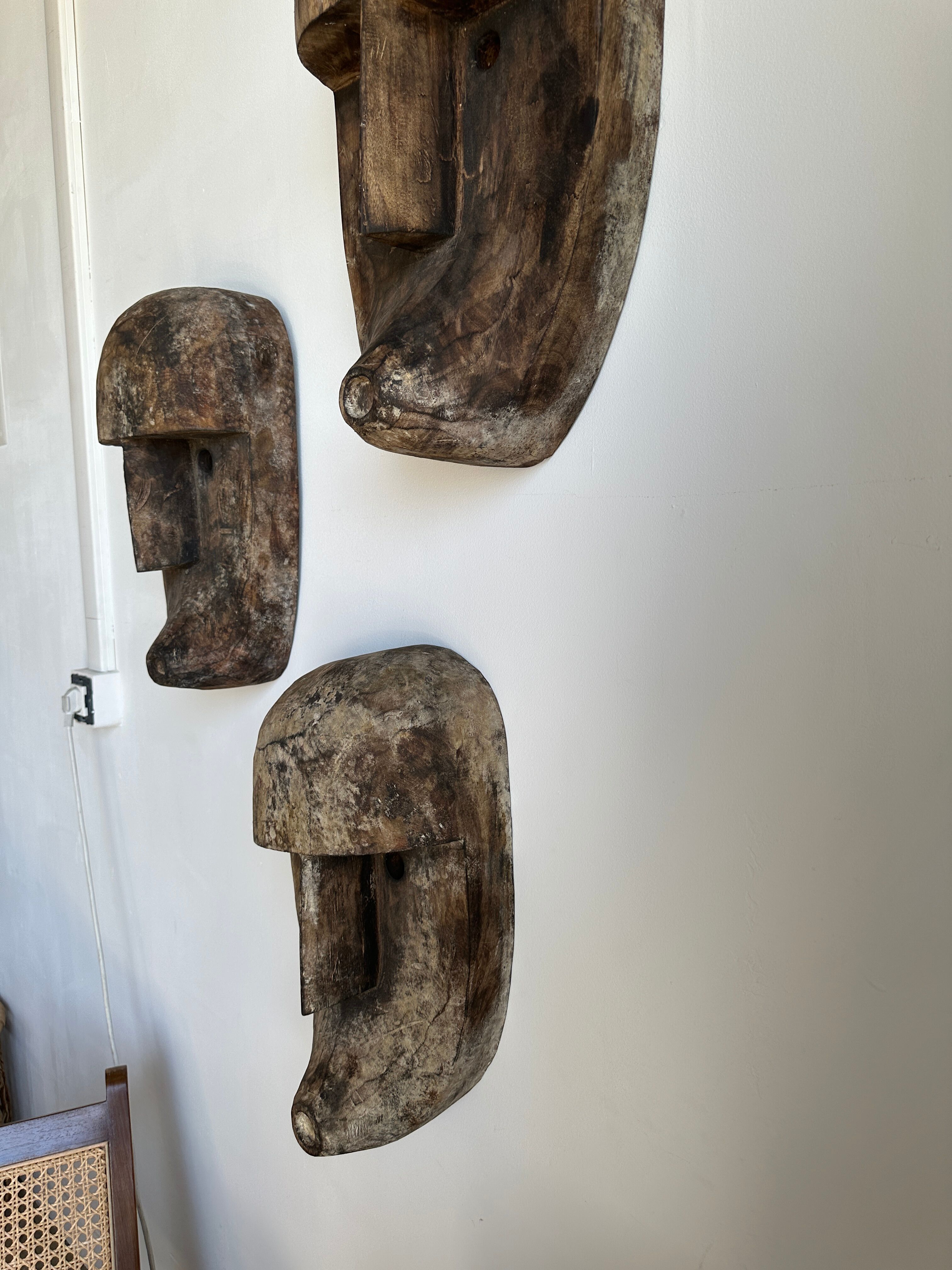 Large Timor mask in patinated wood H:50cm (1)