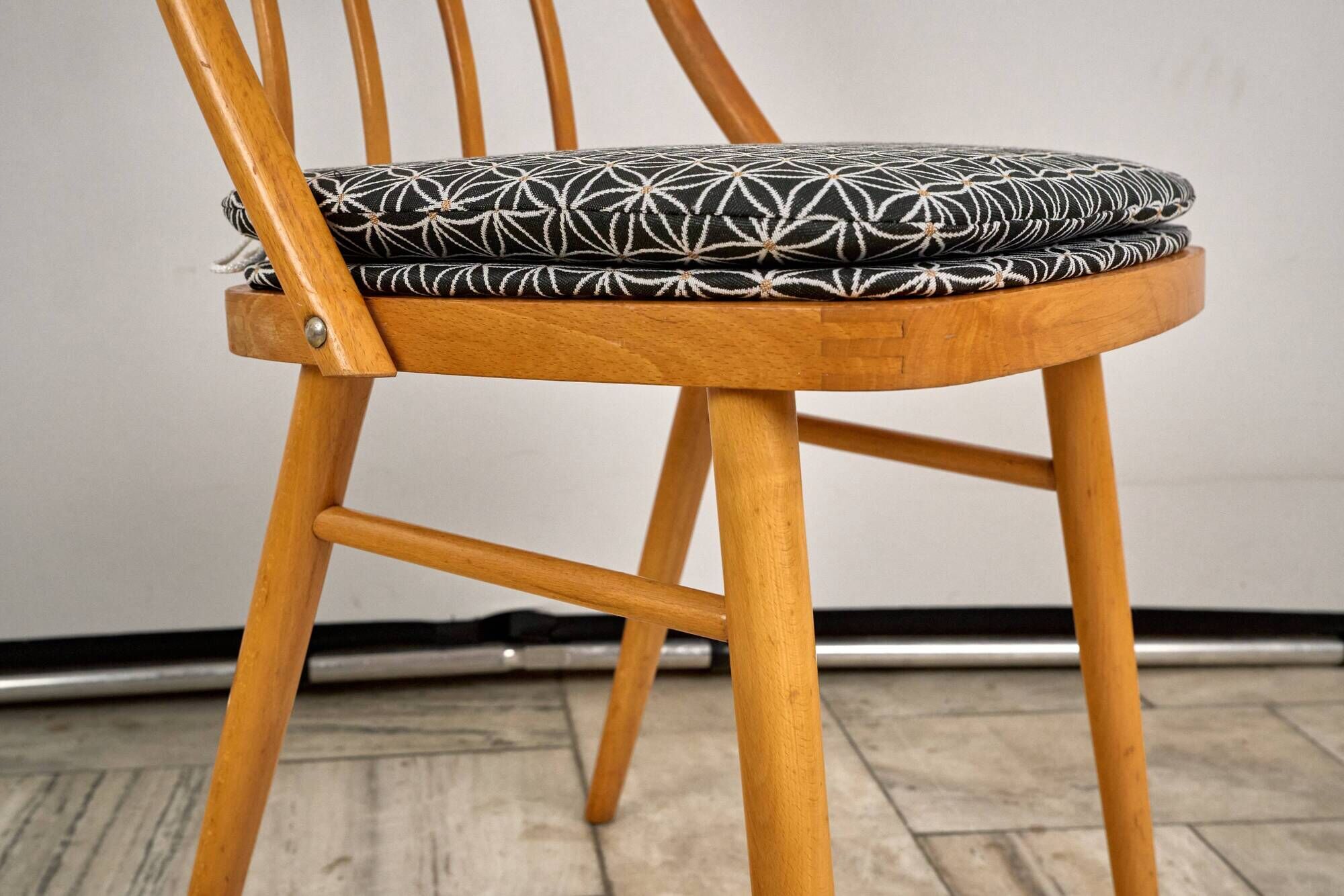 Set of 2 H-214 Dining Chairs by Jindřich Halabala, 1930s, Czechoslovakia