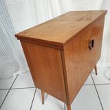 Chest of drawers furniture