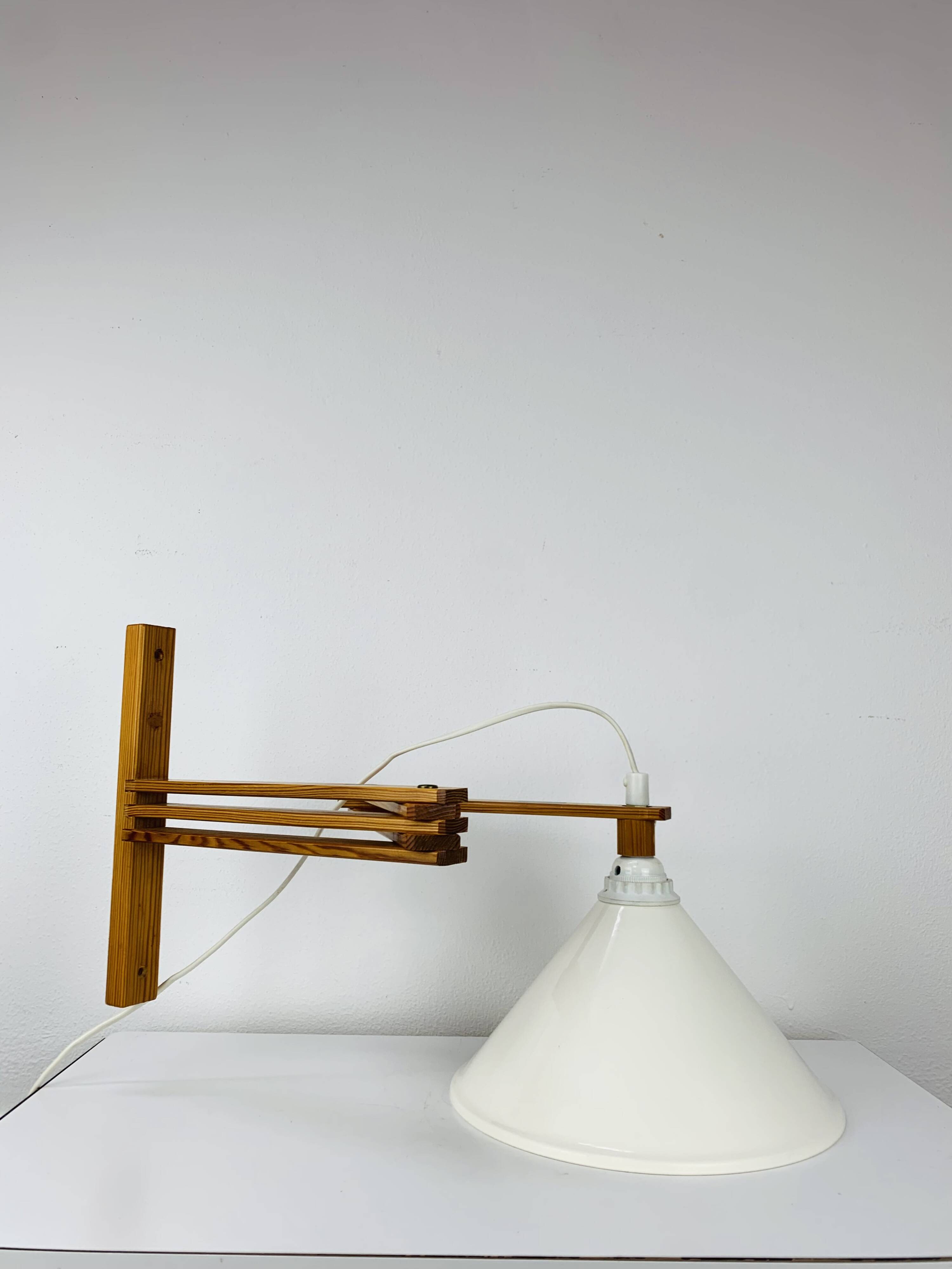 Vintage Ikea pine accordion folding wall lamp, 1980s