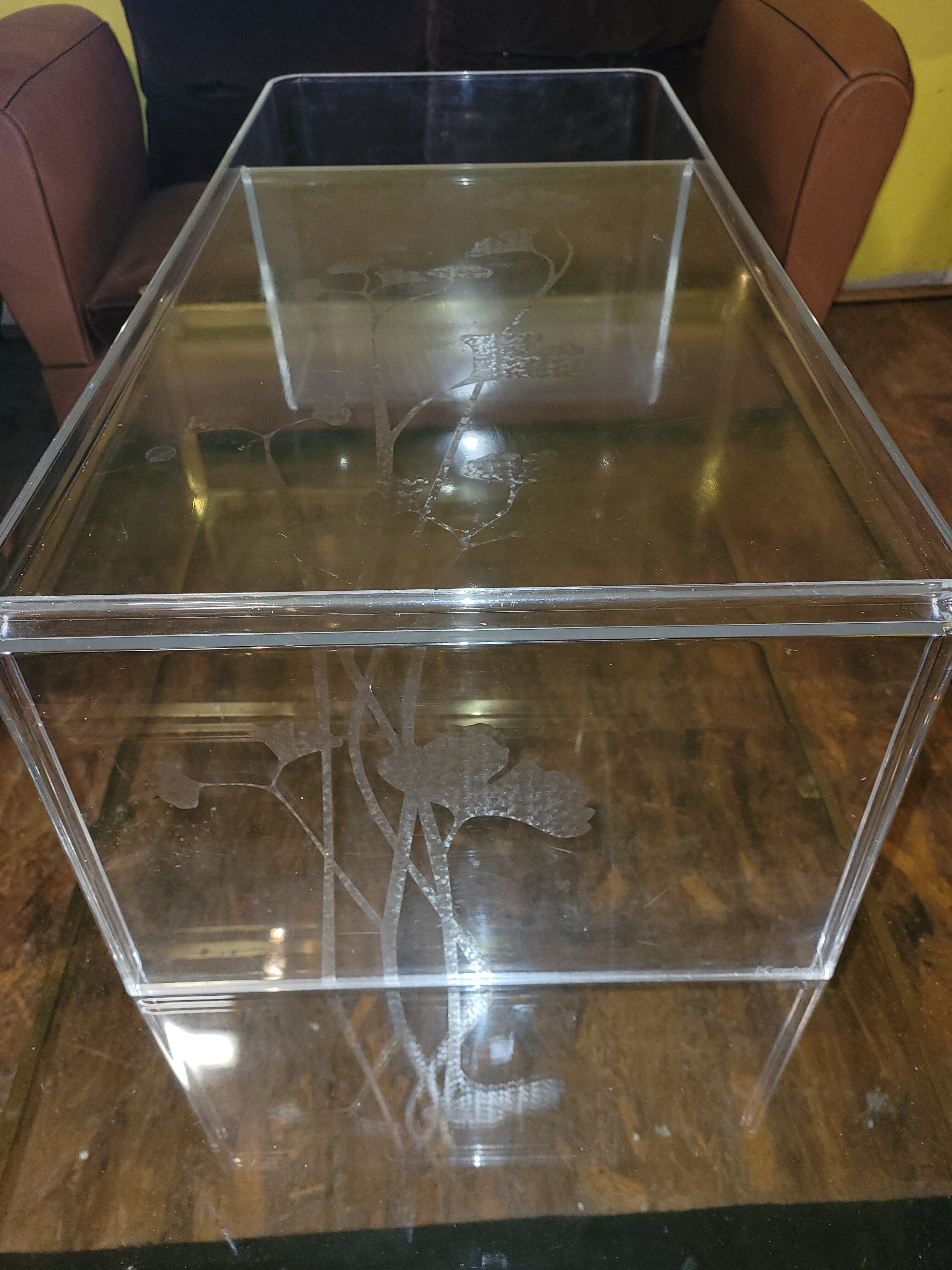 Plexiglas coffee table by Patricia Urquiola