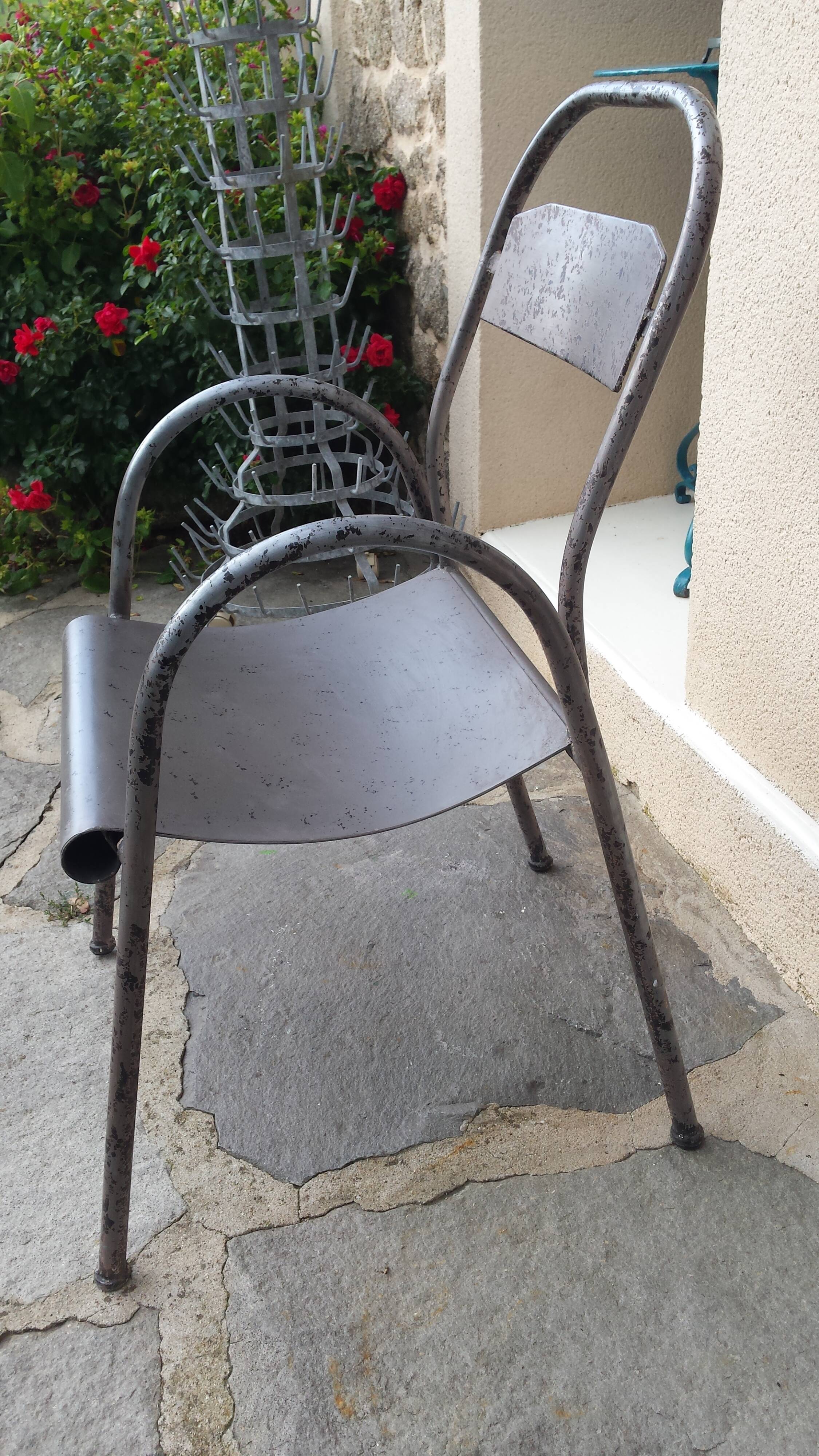 Metal armchair