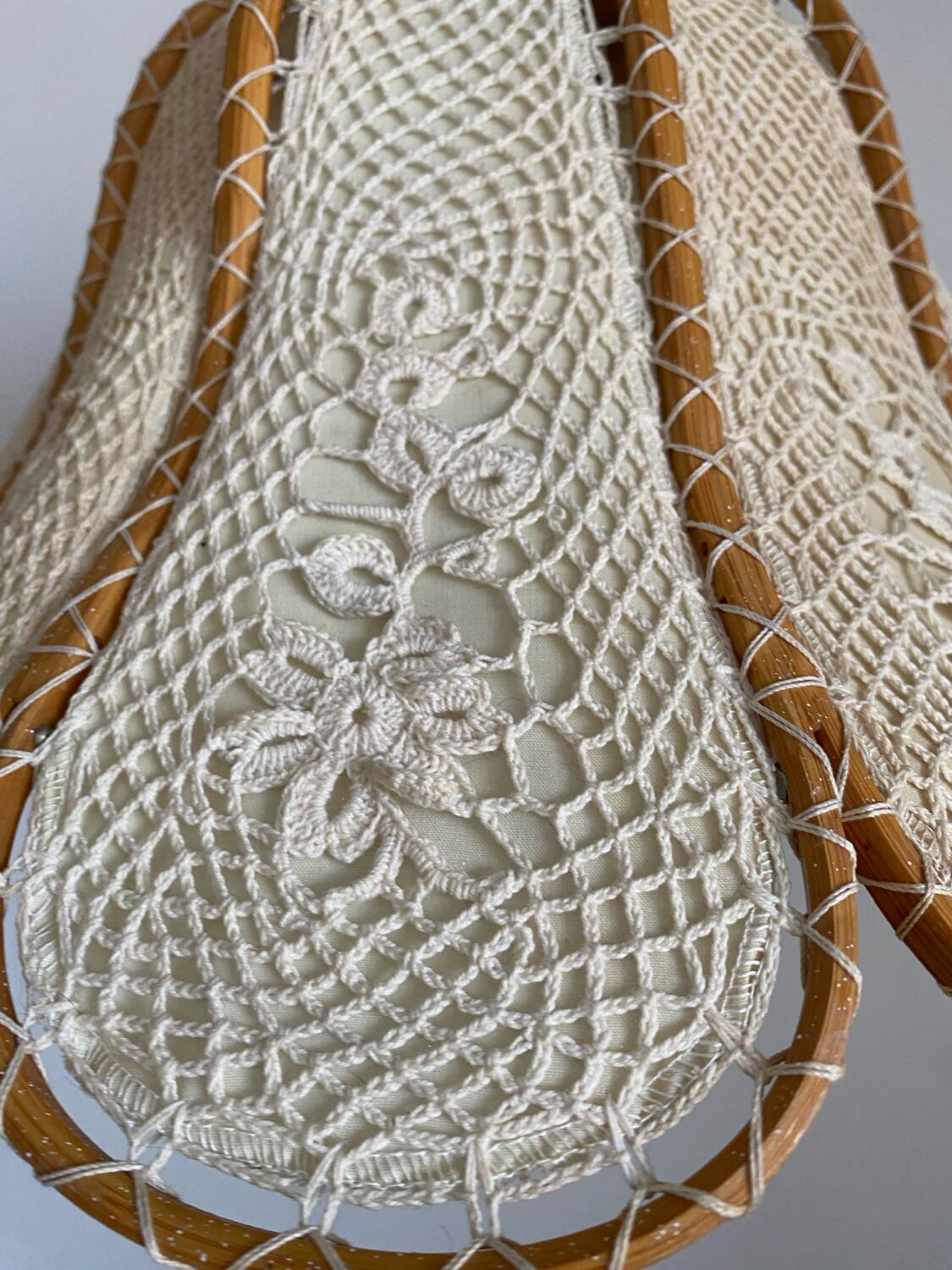 Hanging flower in wood, fabric and hook