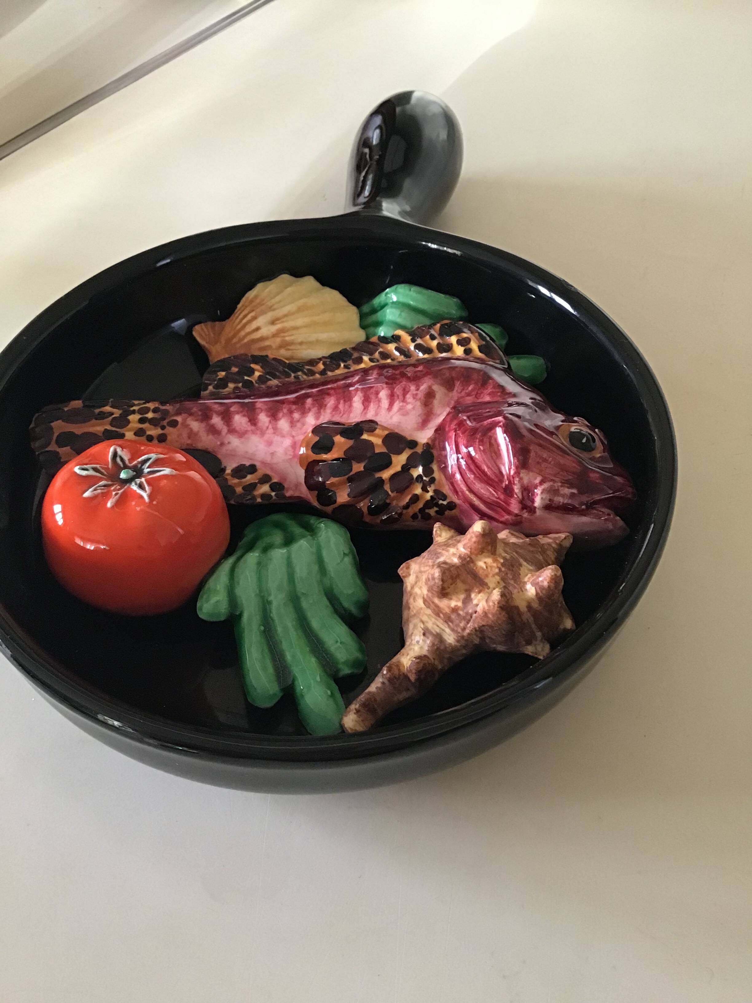 Fish trompe l'oeil dish in earthenware