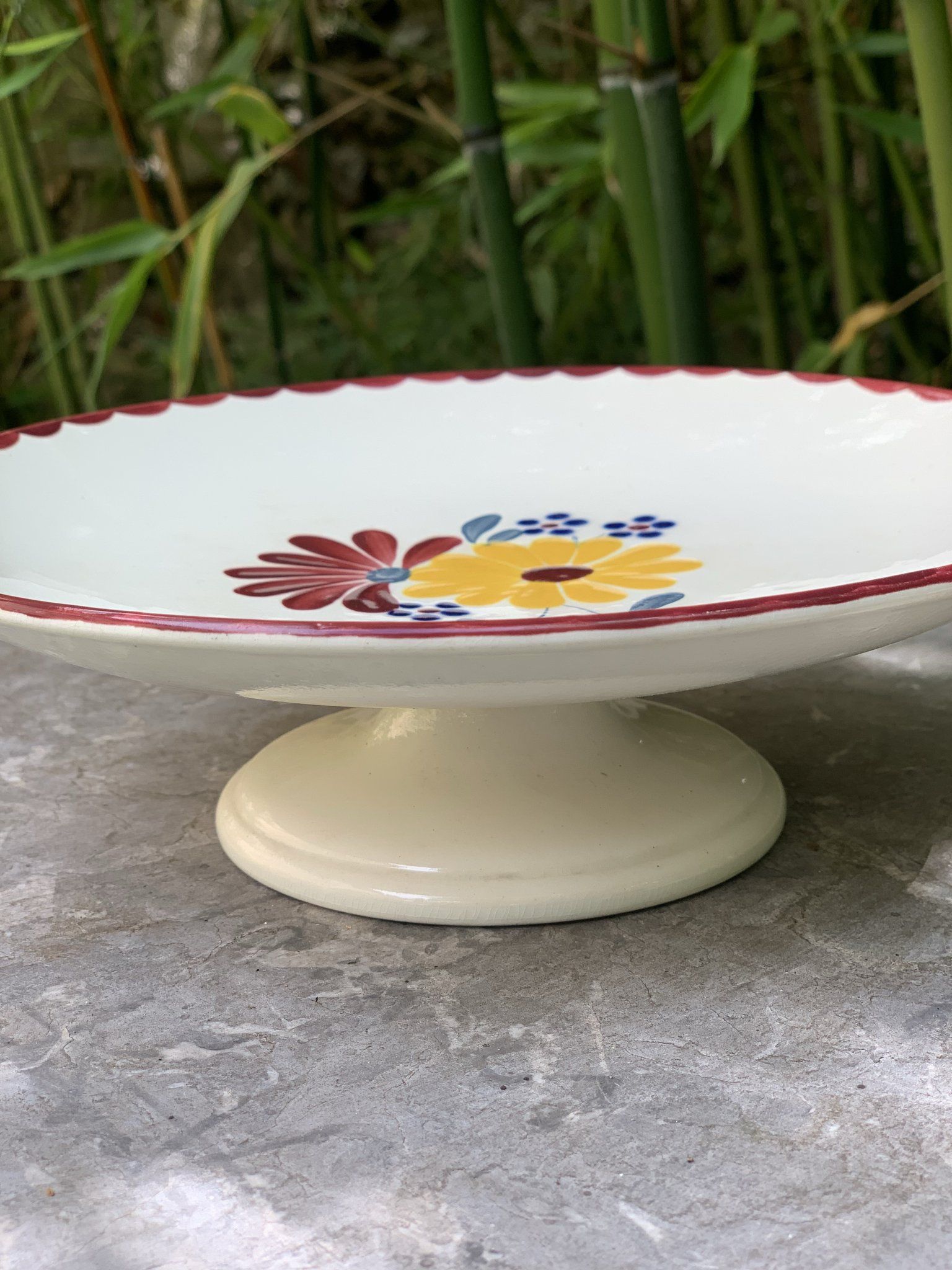 Fruit cup on low pedestal in Salins Milanese service earthenware