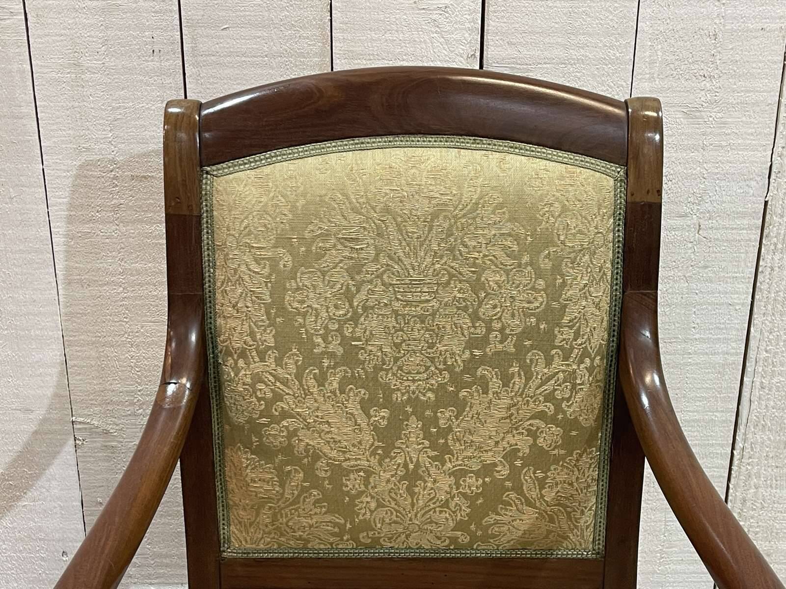 Armchair with crosses - 19th century restoration in mahogany