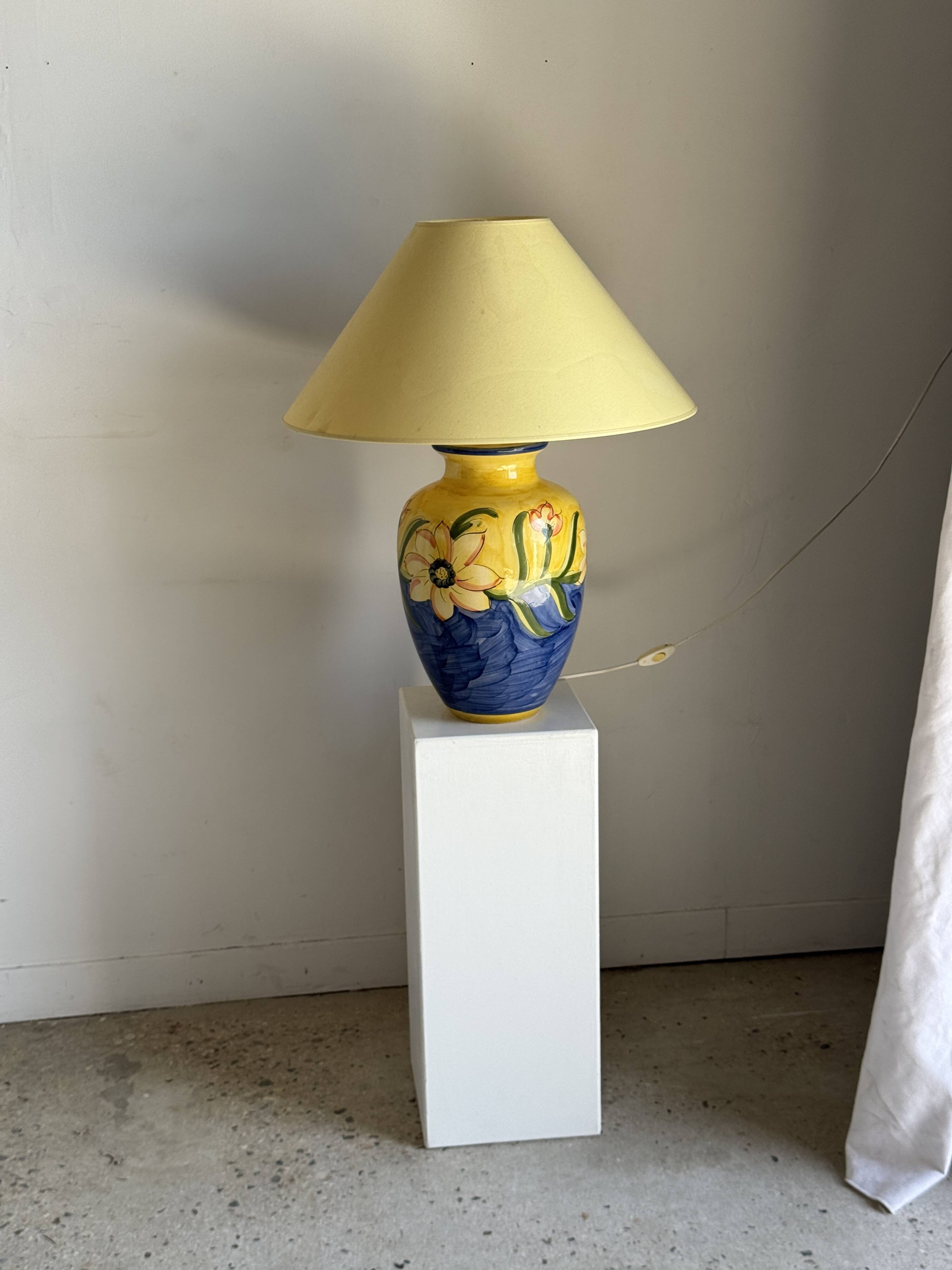 Large blue and yellow lamp with floral patterns H60