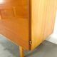Fineer vintage kledingkast met legplanken