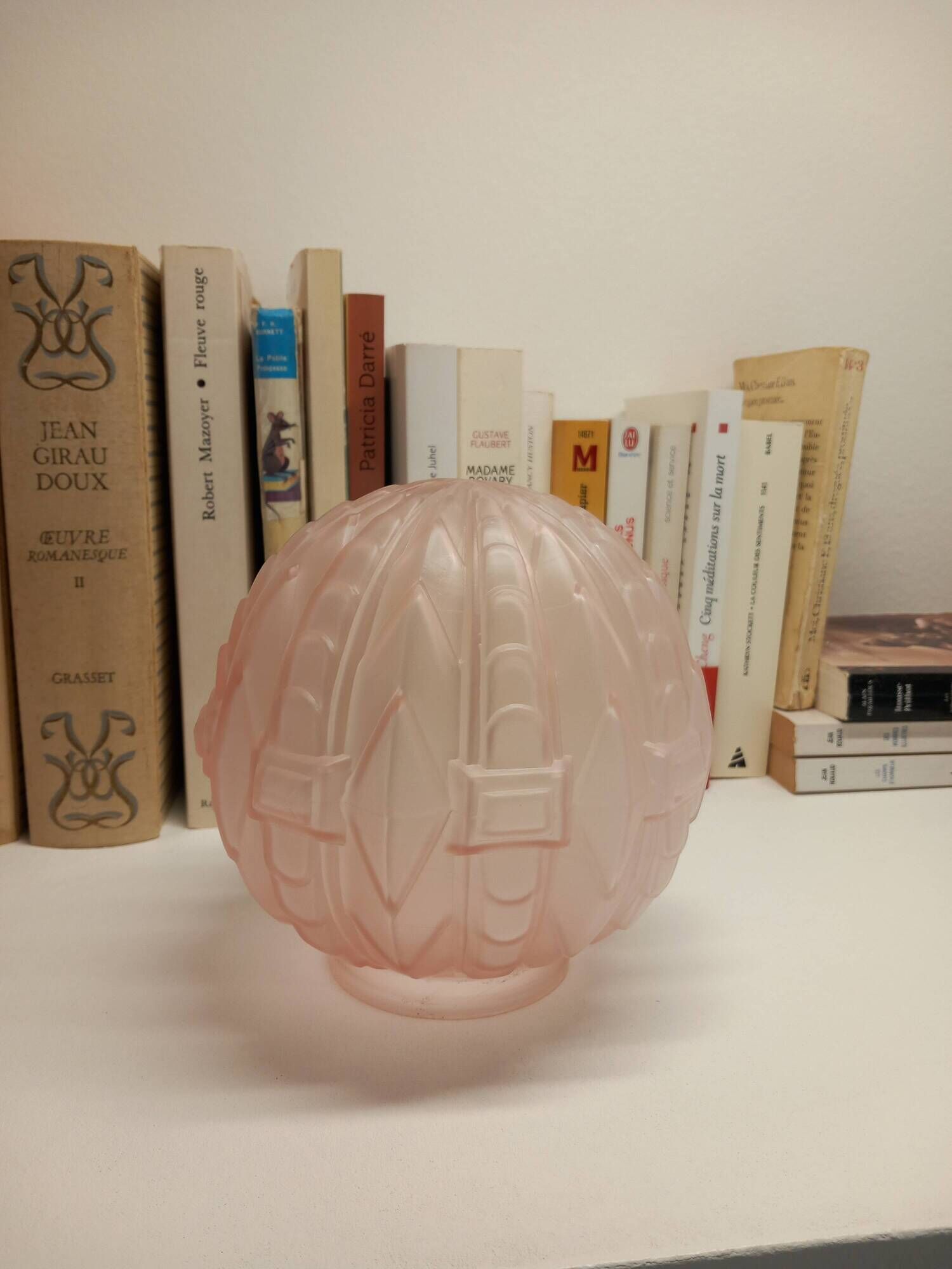 Antique pressed and moulded pale pink glass globe - Art Deco -