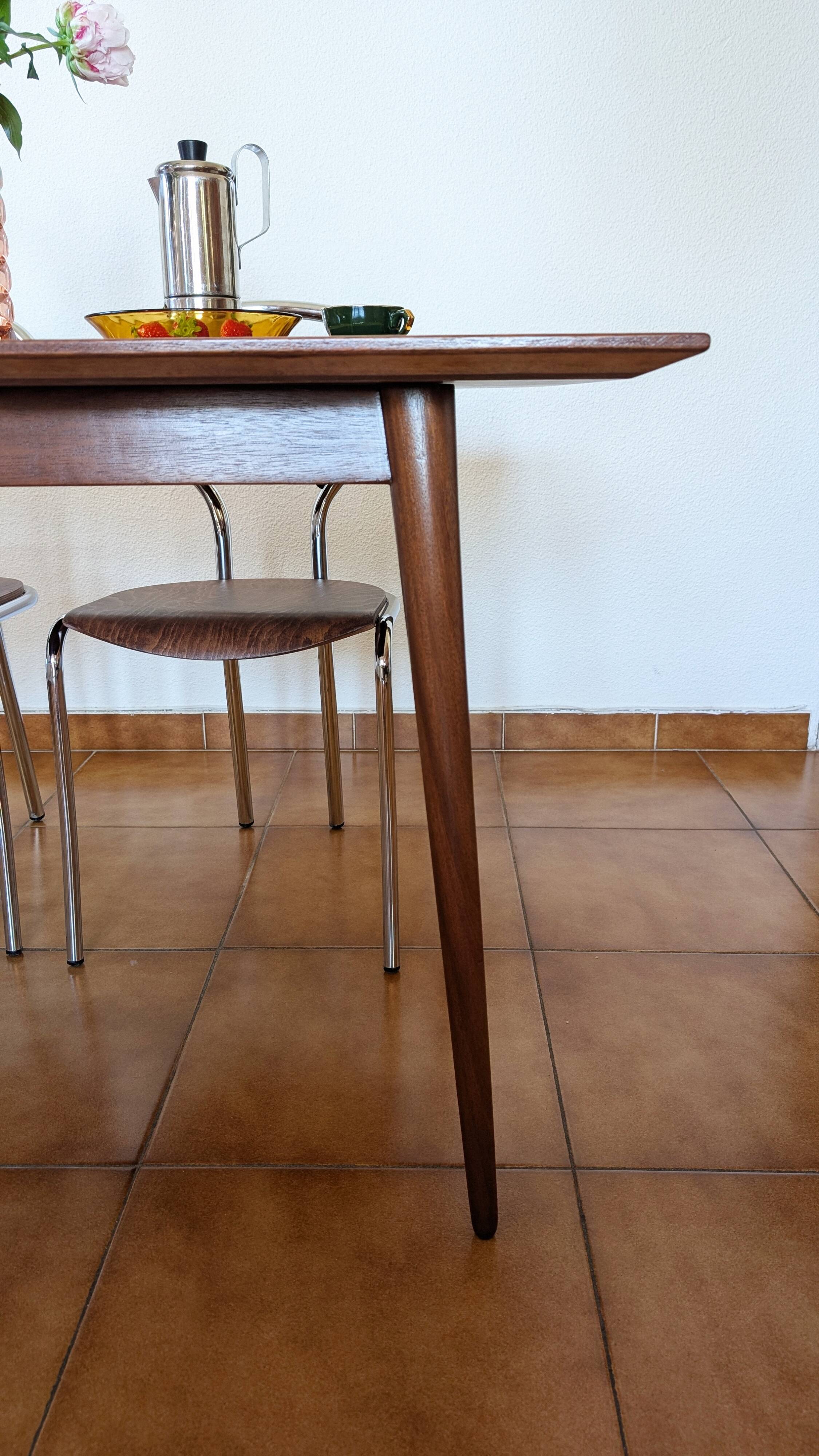 1970s Scandinavian table