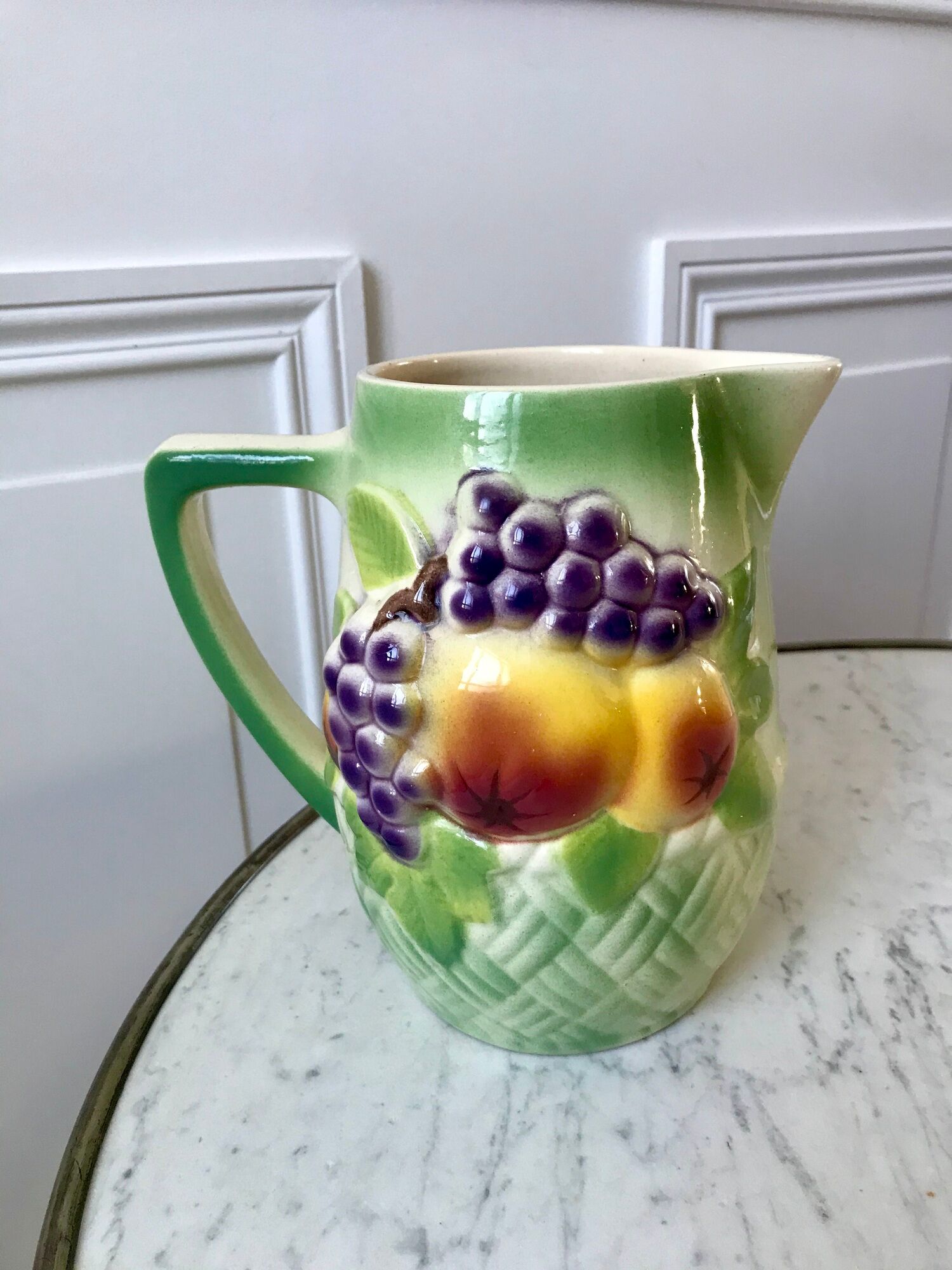Slurry pitcher Saint-Clément Made in France early twentieth century