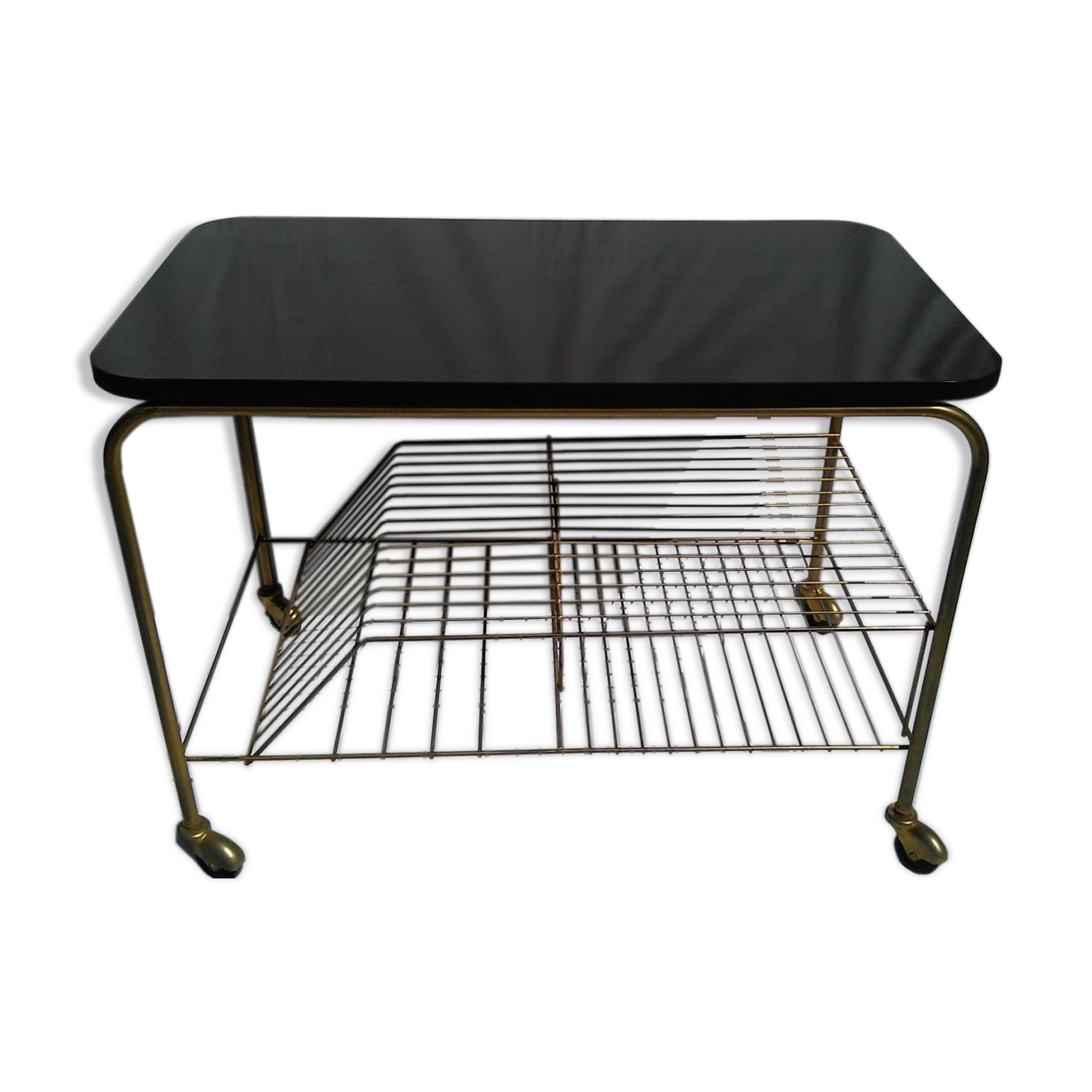 Coffee table with magazine rack