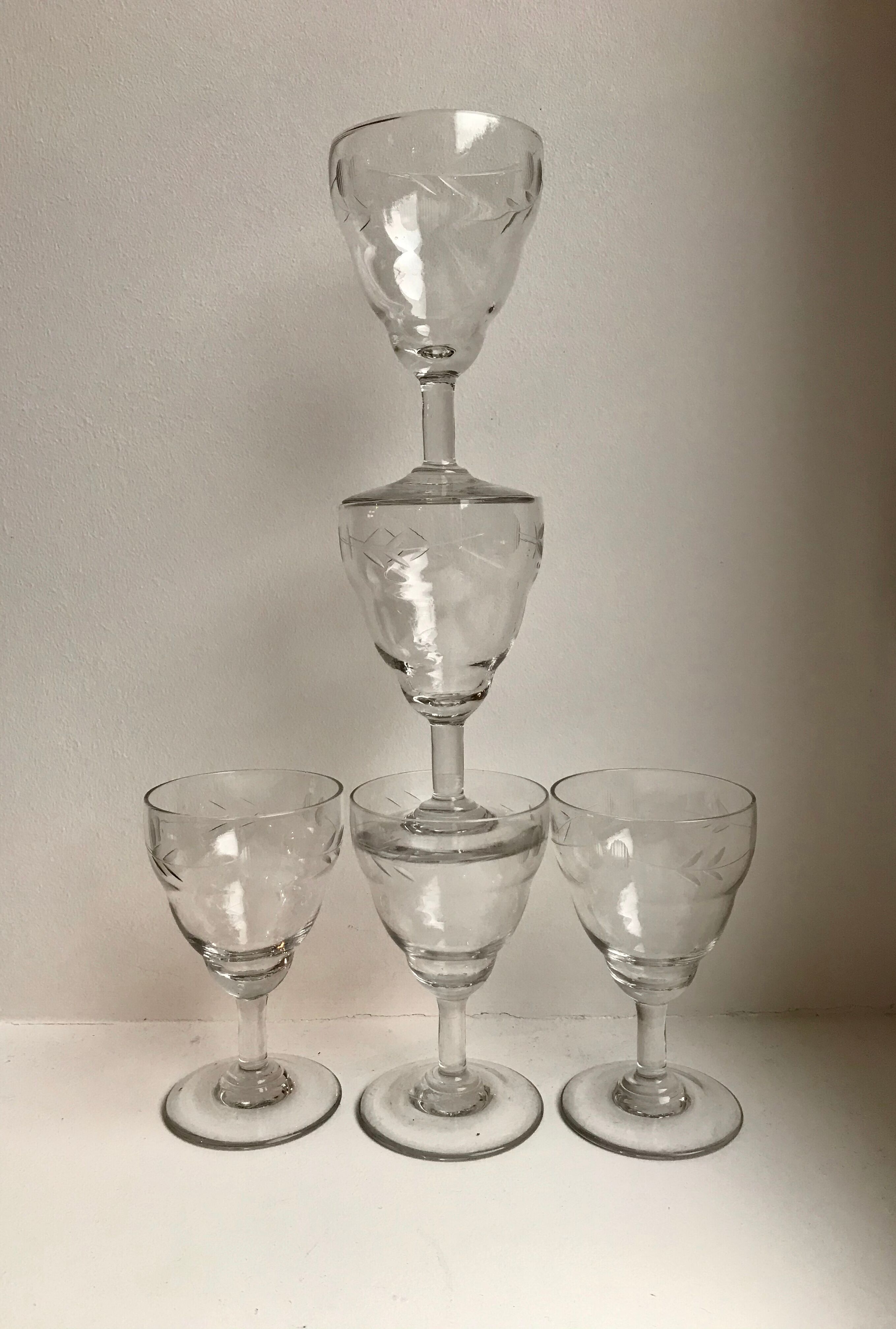 Lot of 5 small 50s/60s crystal glasses
