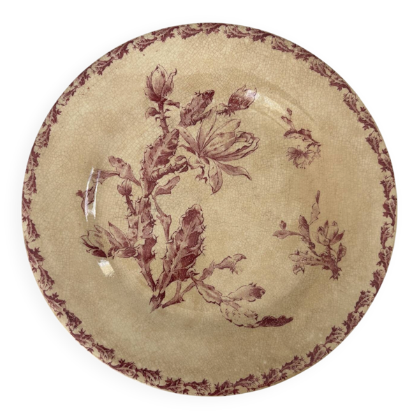 Assiette  terre de fer décor floral modèle Cactus de la manufacture de