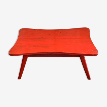 Table basse bois laqué rouge vintage