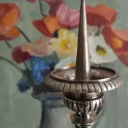Ancien pique-cierge d'église en métal argenté