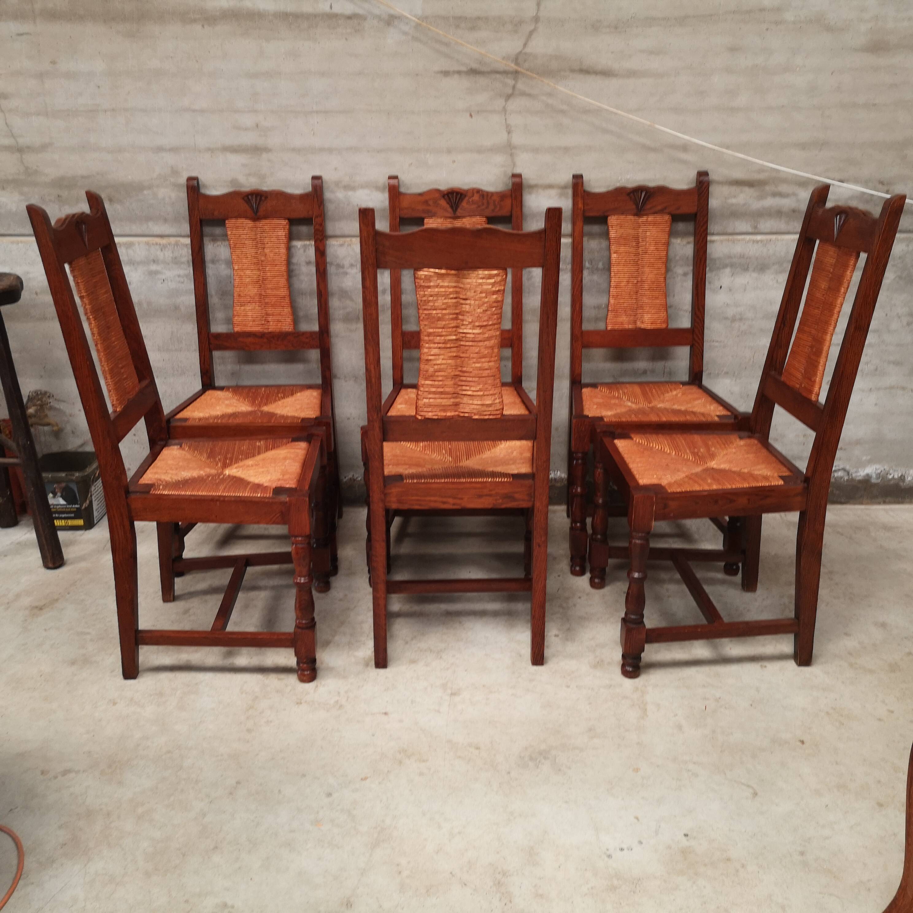 Set of 6 Brutalist Dudouyt / Courtray chairs in oak and straw 1940