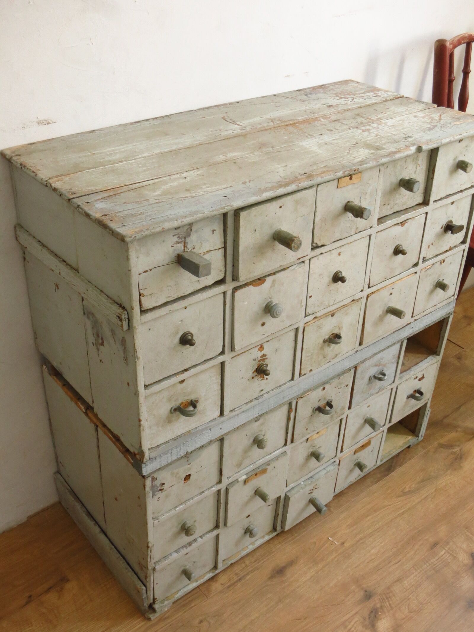 Former furniture business to 30 drawers