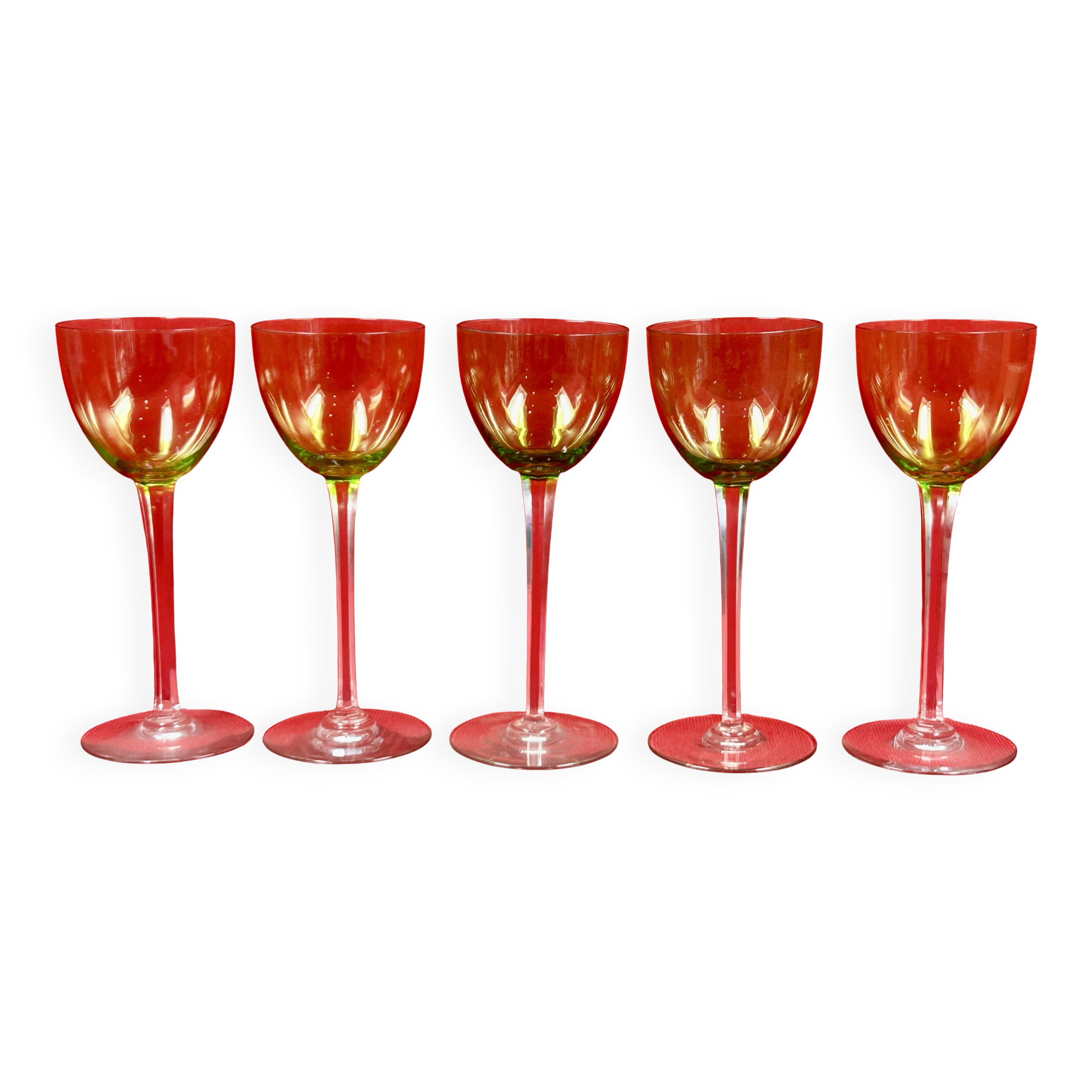 Baccarat - "perfection" model - 5 signed green crystal wine glasses