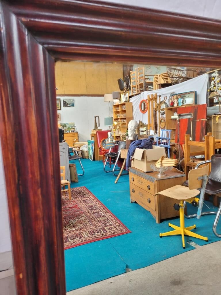 Molded mirror 40s or 50s