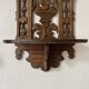 Etagère murale ancienne en bois ajouré , XIXe