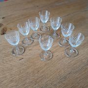 8 petits verres à liqueur vintages