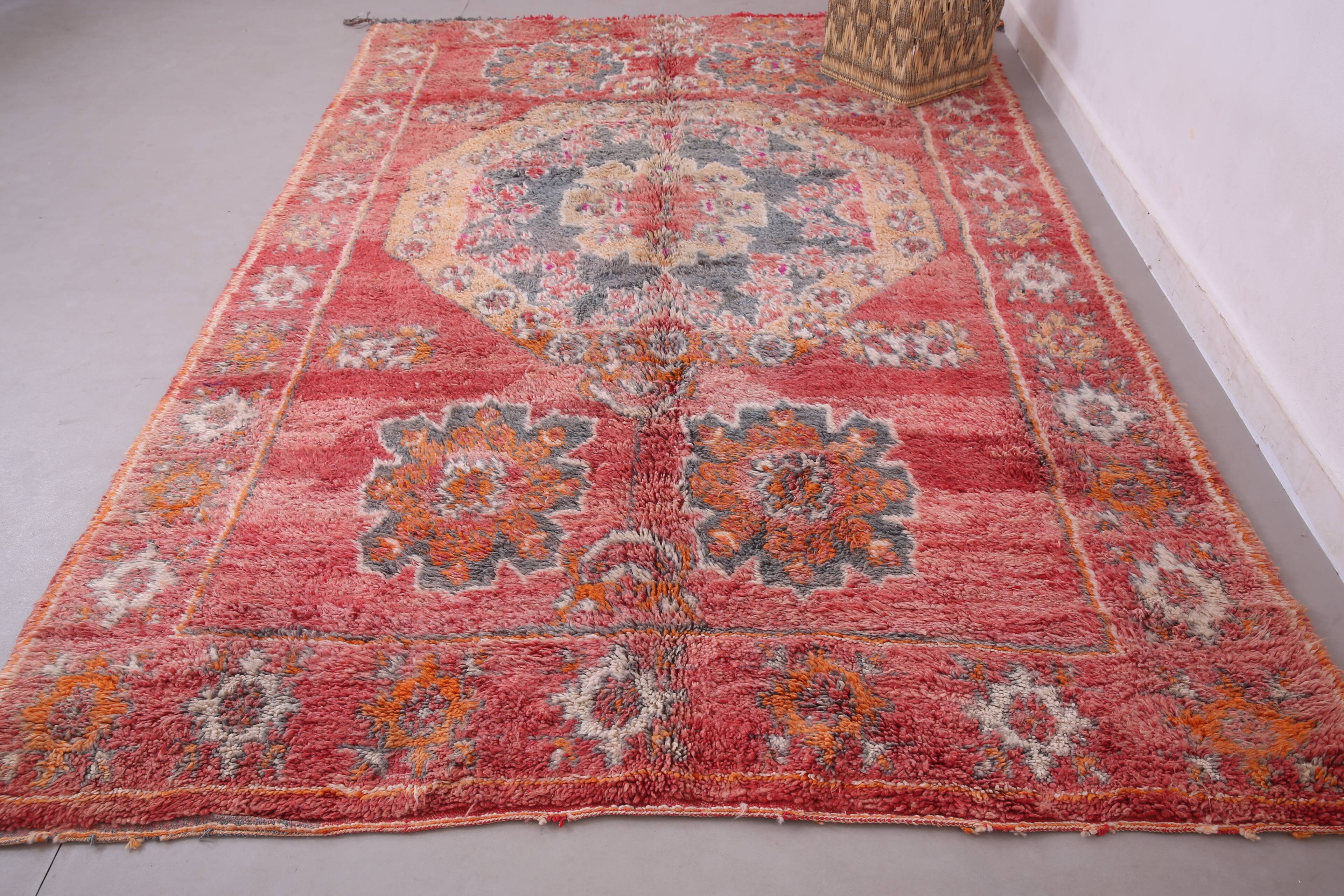 Vintage Moroccan Rug 200 x 306 cm, Berber Wool Rug, Handmade Bohemian Rug