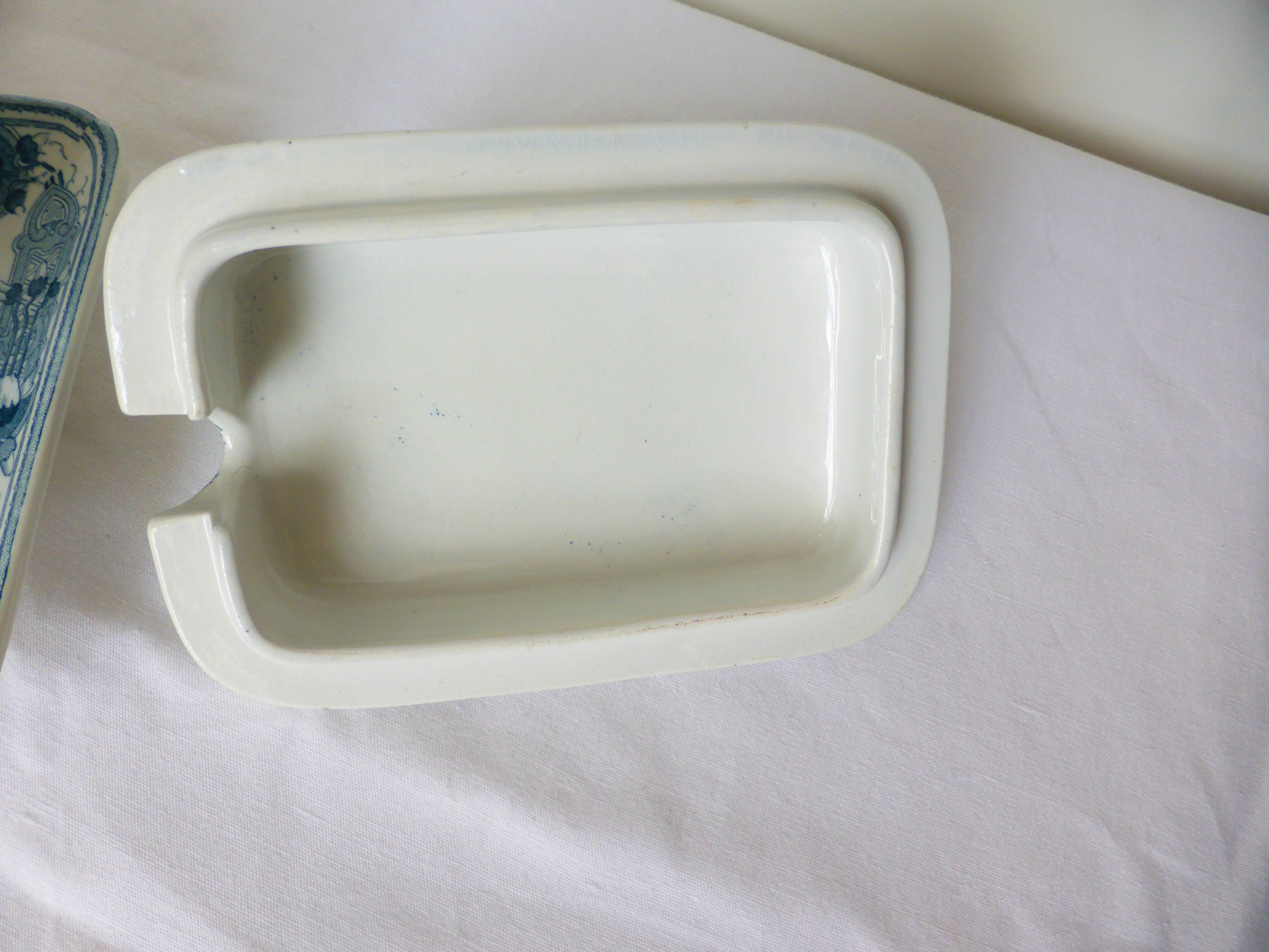 Saucière vintage Massena en porcelaine